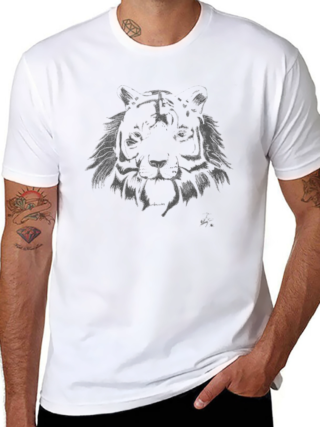 Black Tiger Graphic Tee - Stylish Mens T-Shirt