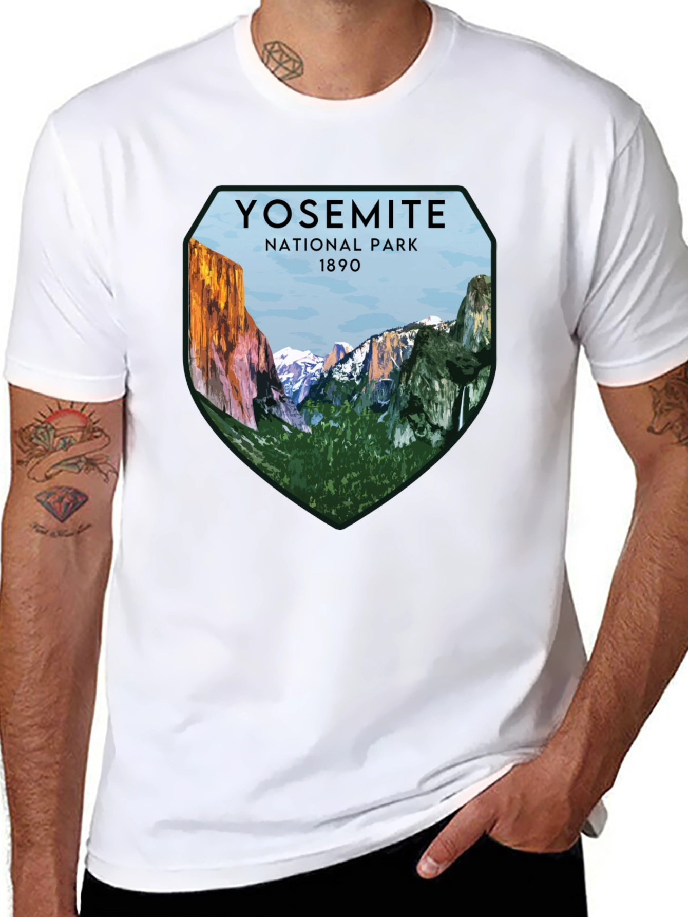 Yosemite National Park Graphic Tee - Black