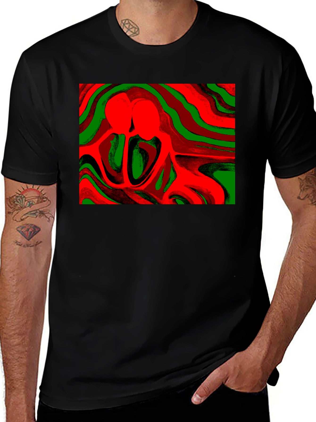 Abstract Lovers Graphic Tee - Stylish Comfort