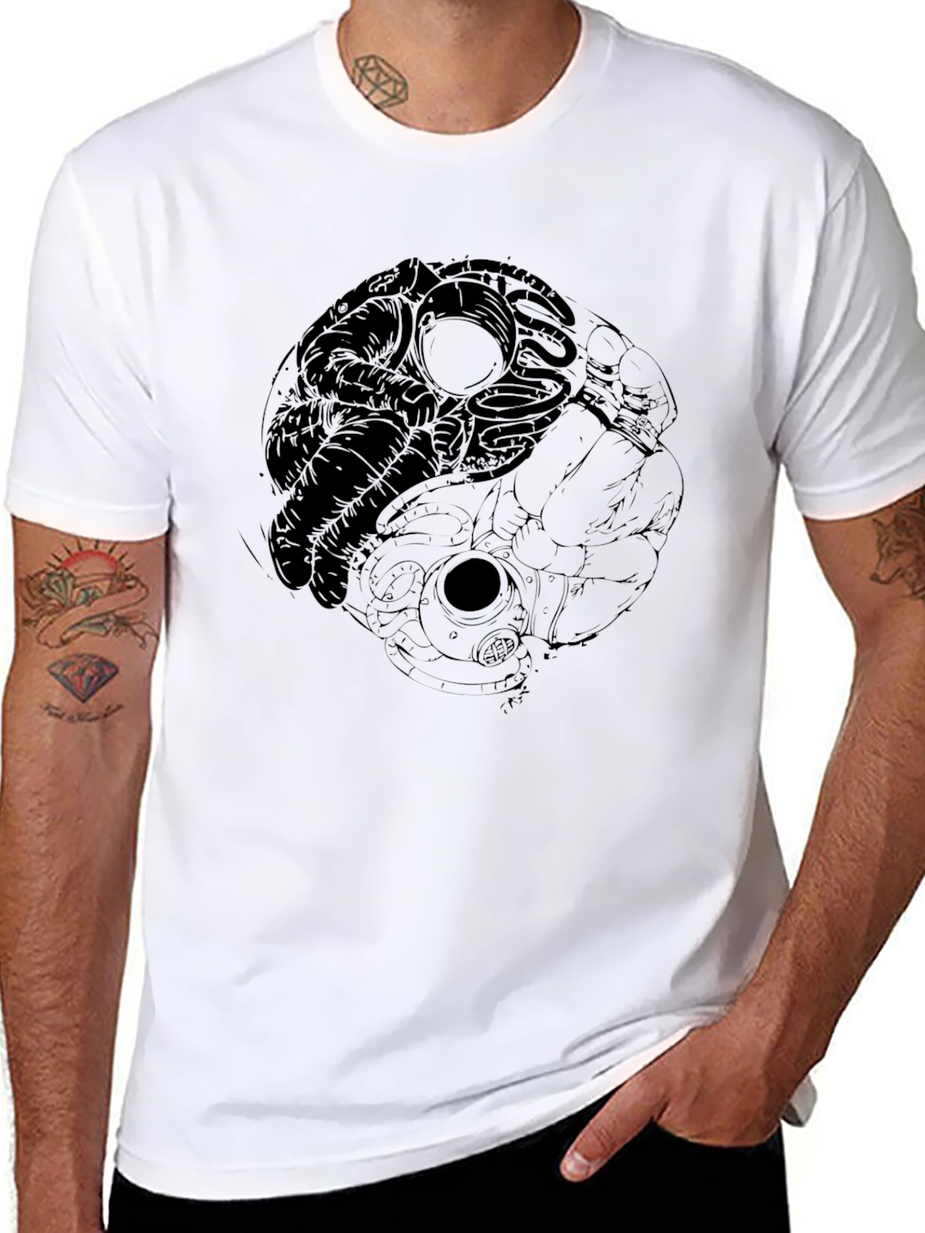 Astronaut Yin Yang Black T-Shirt - Space Design