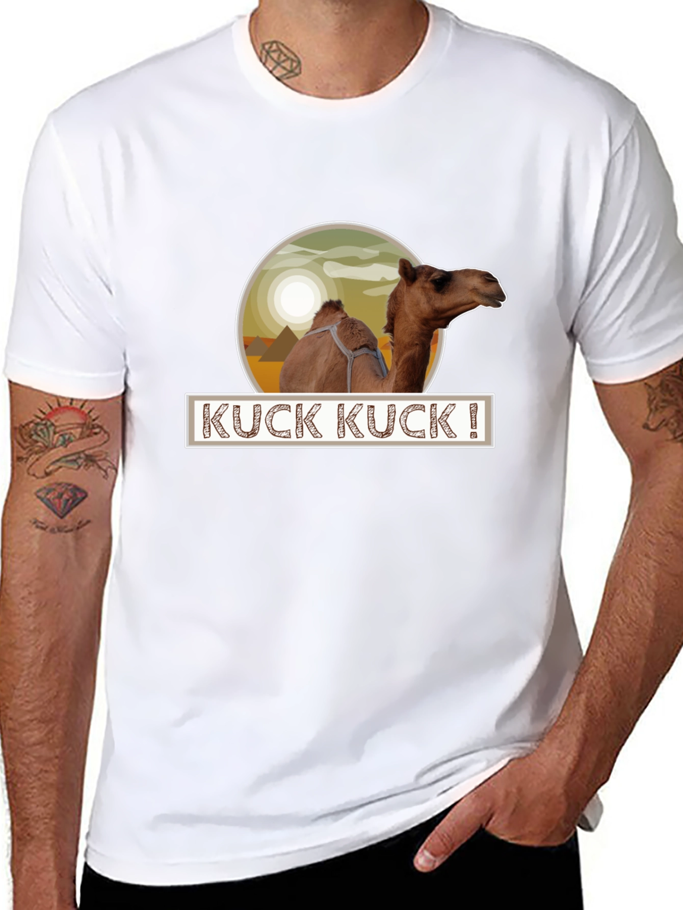 KUCK KUCK! Camel Graphic Tee