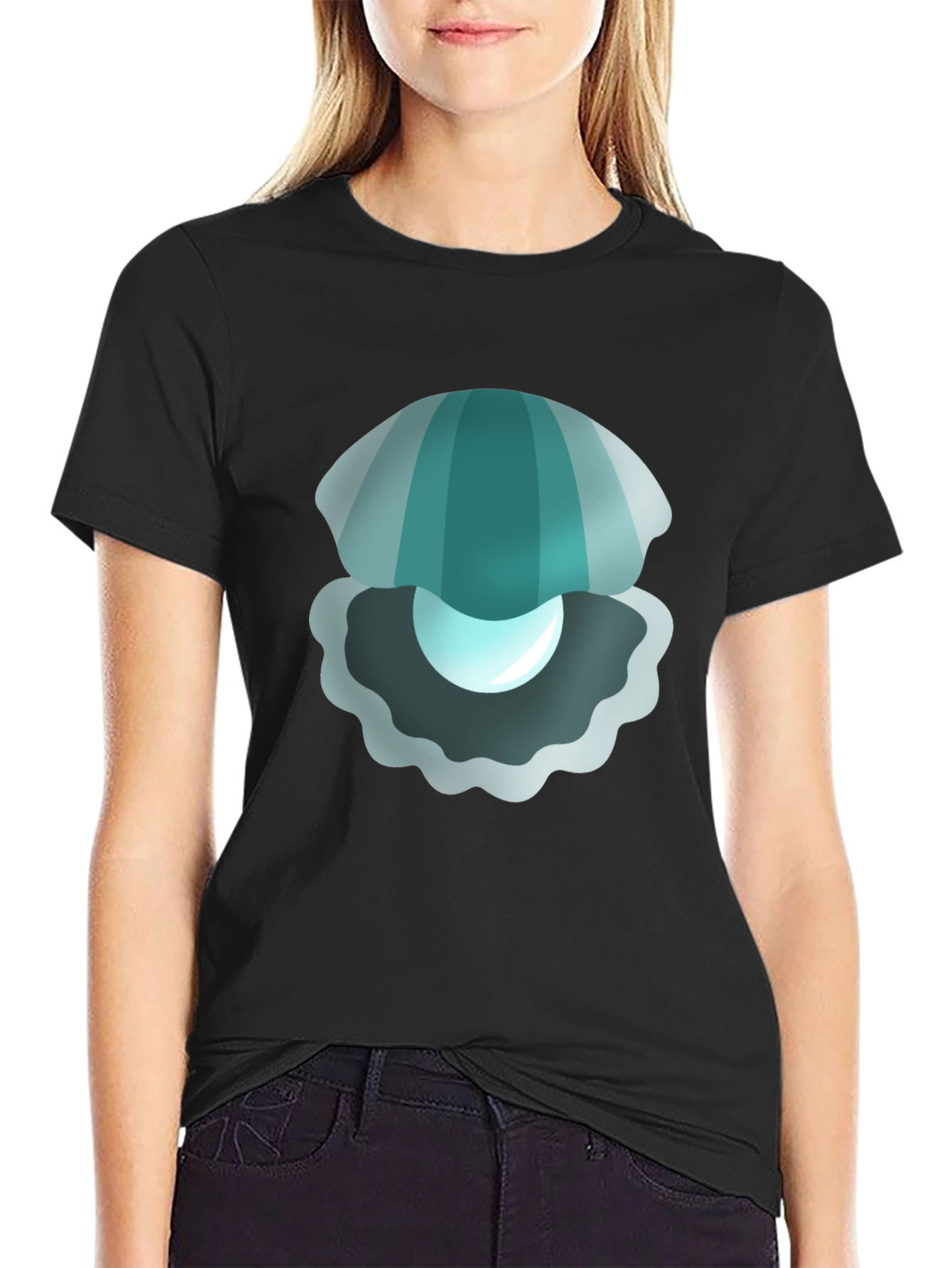Pearl Clam Graphic T-Shirt - Soft & Stylish