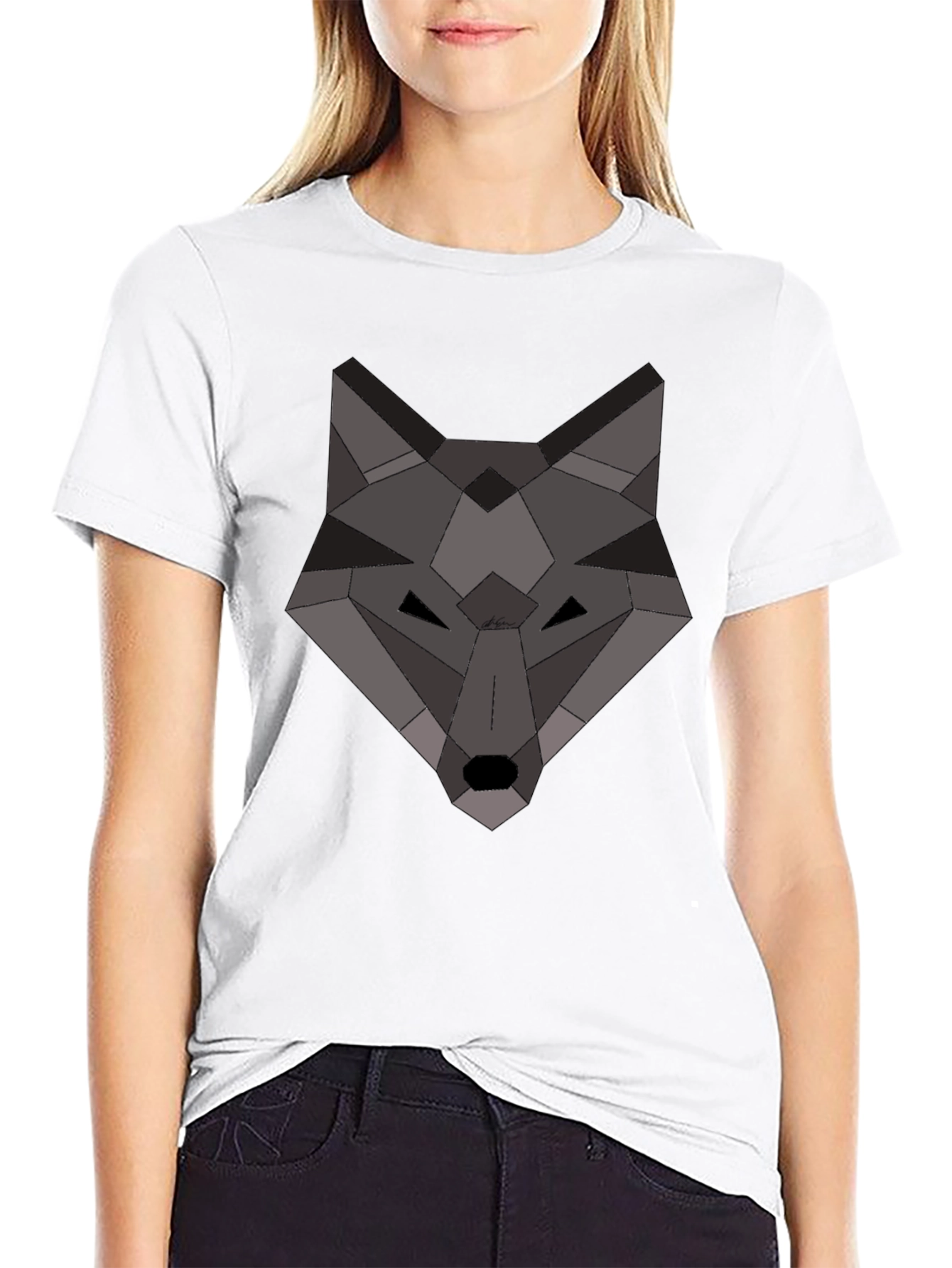 Geometric Wolf Graphic T-Shirt - Modern Design