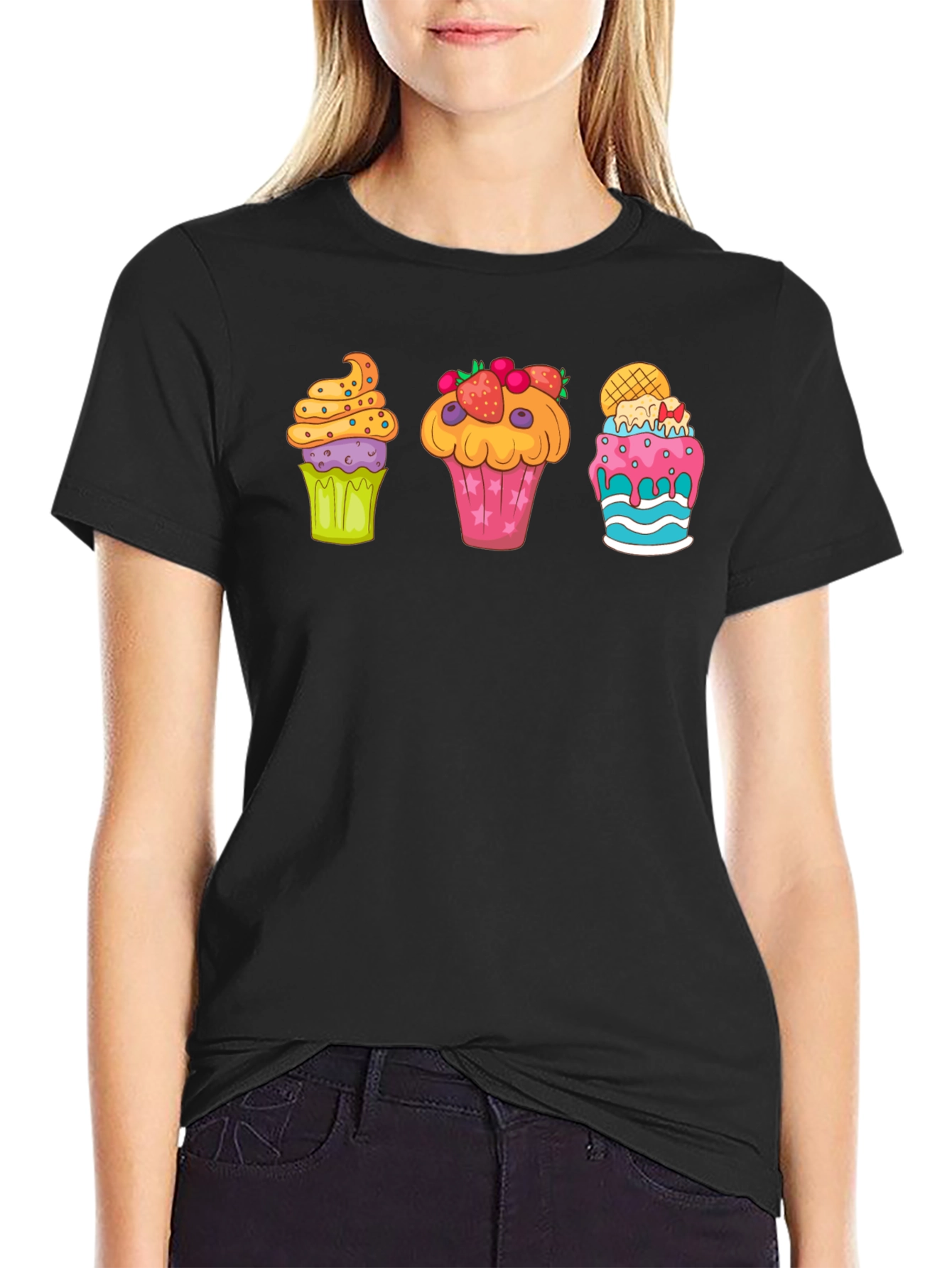 Cupcake Graphic Print Crewneck T-Shirt