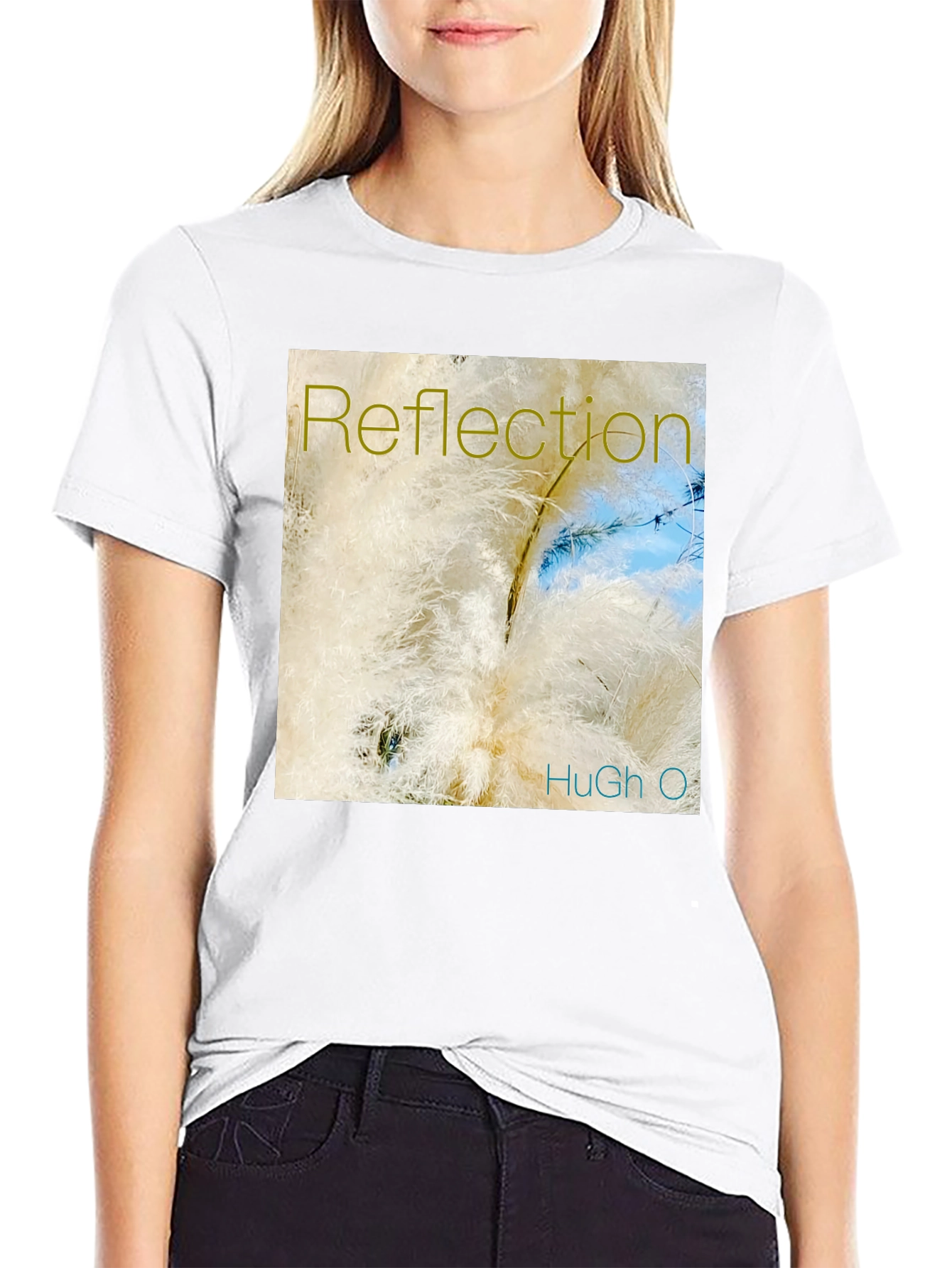 Reflection Graphic Tee - Modern Casual Comfort