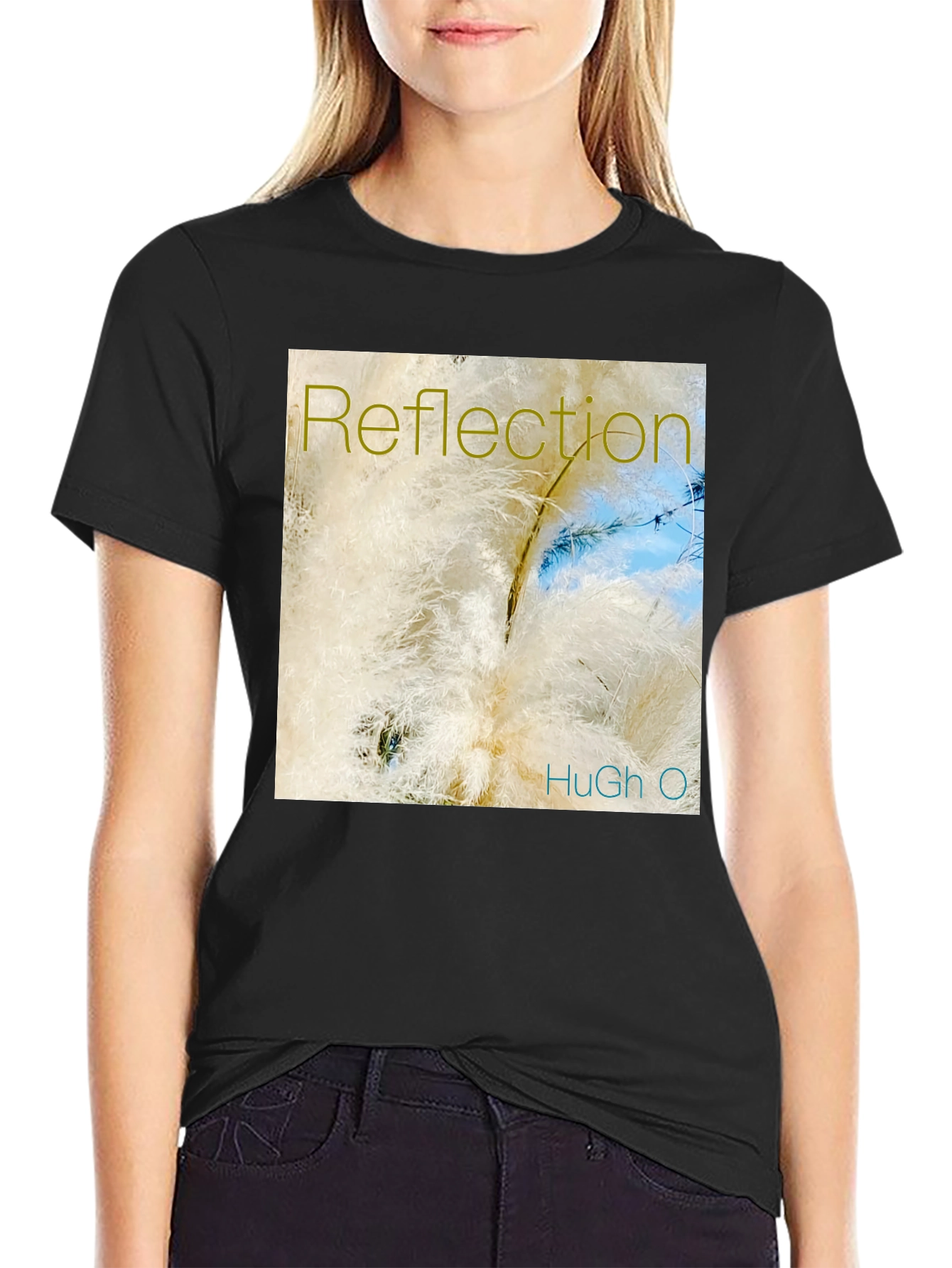 Reflection Graphic Tee - Modern Casual Comfort