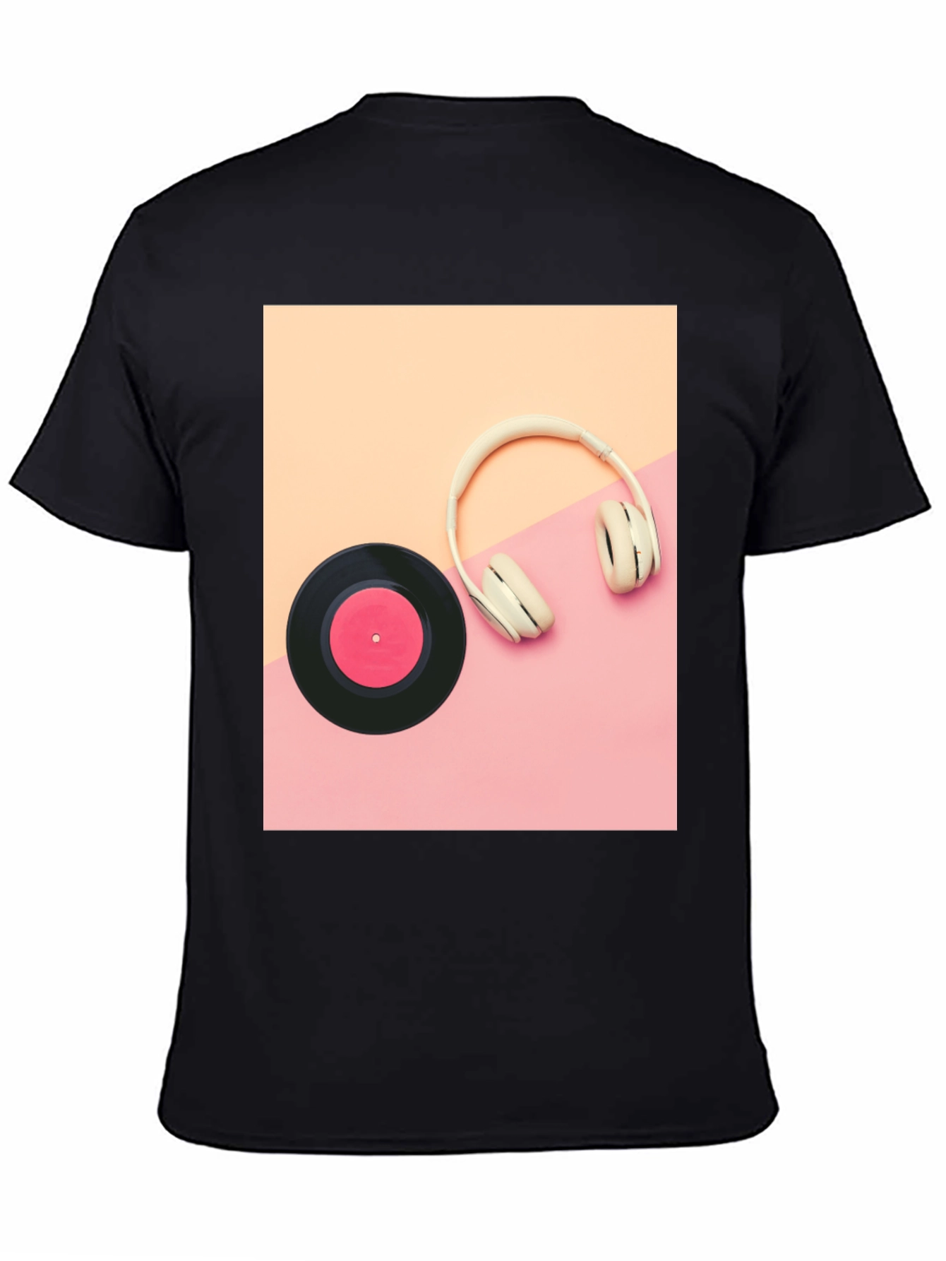 Retro Vibes T-Shirt: Vinyl & Headphones Graphic Tee
