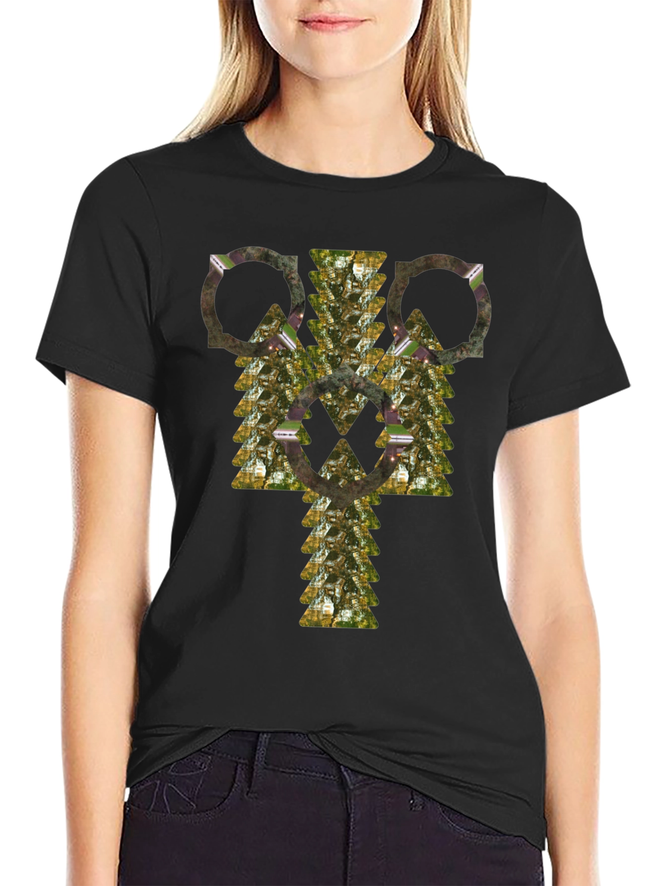 Abstract Geometric Pattern Black T-Shirt
