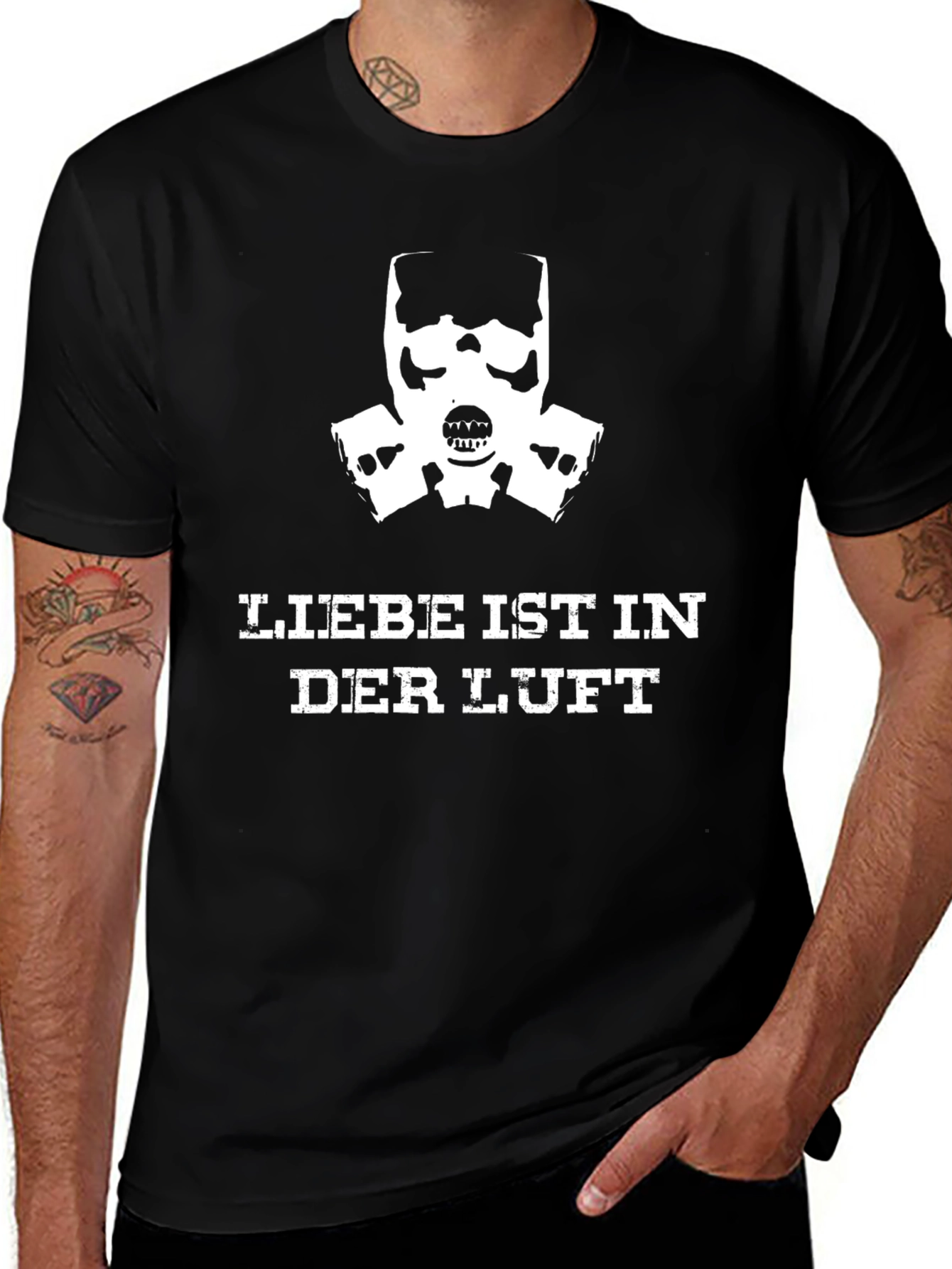 Liebe Ist In Der Luft Graphic T-Shirt
