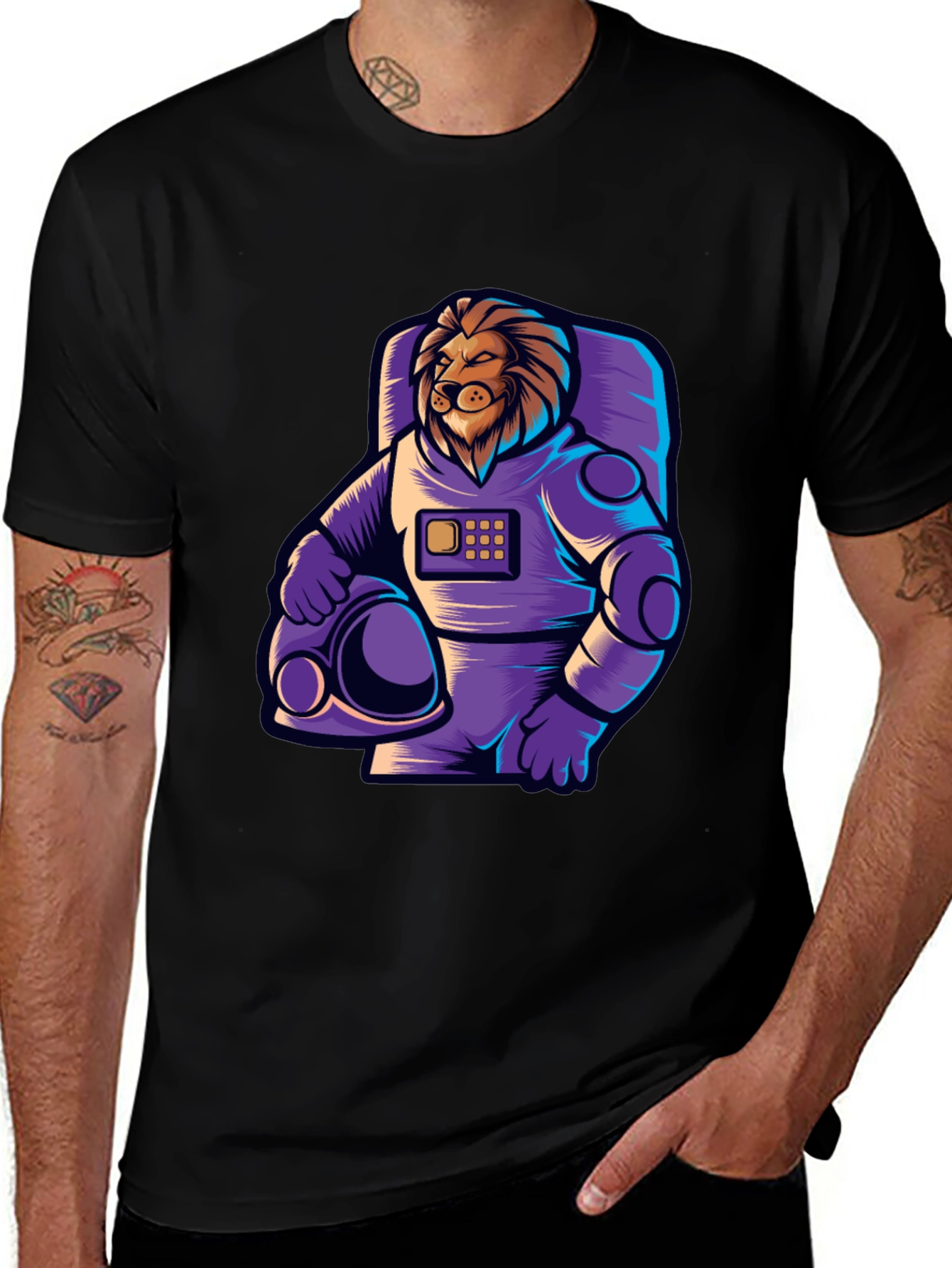 Lion Astronaut Graphic Tee - Cool Space Design