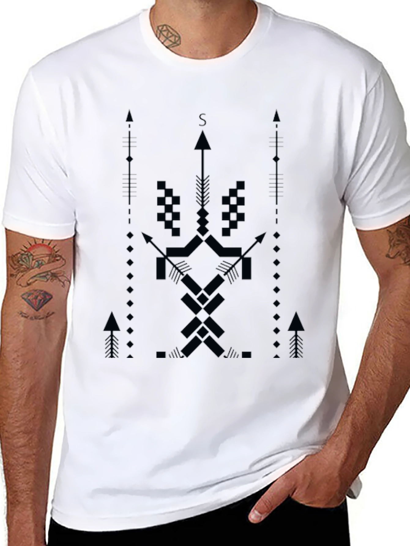 Geometric Arrow Design Black T-Shirt