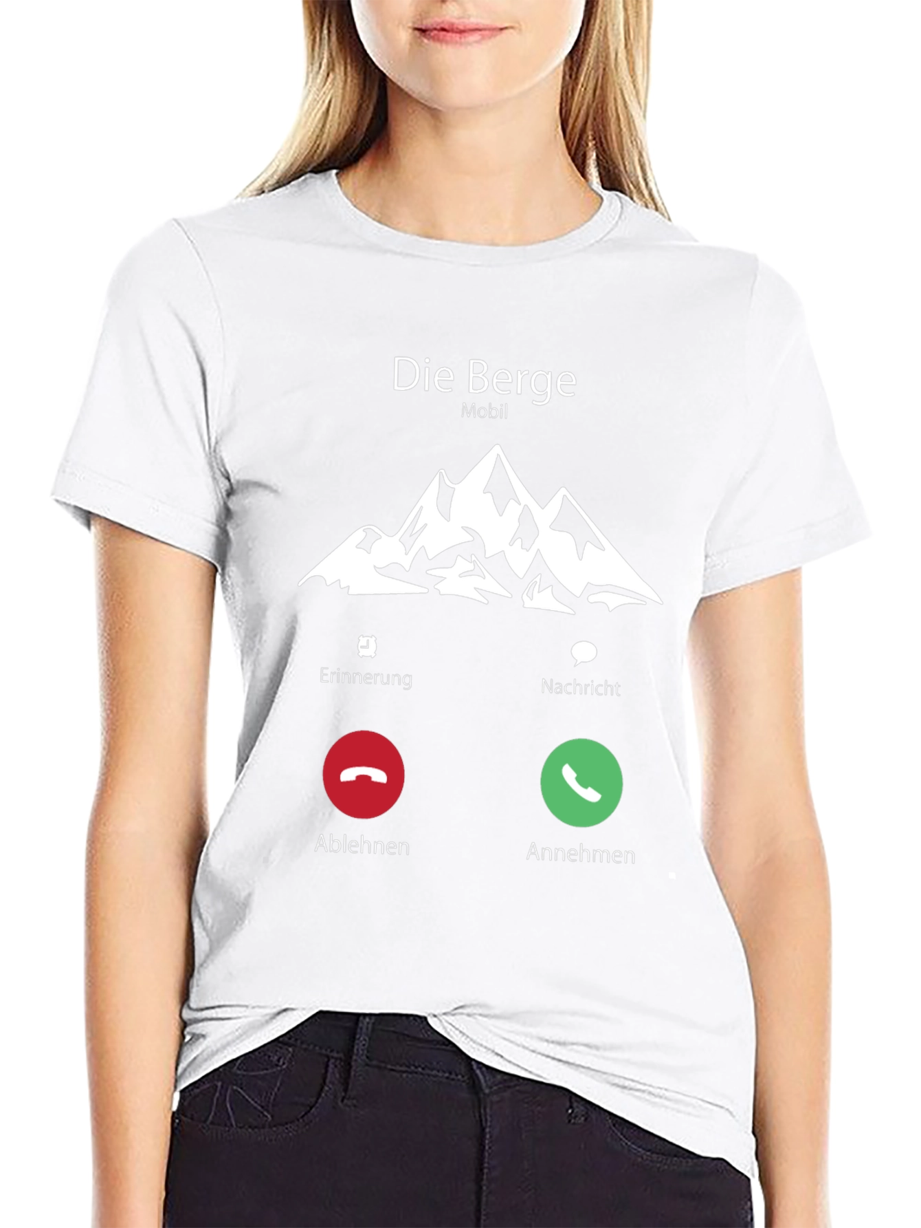 Die Berge Calling T-Shirt - Mountain Adventure Tee