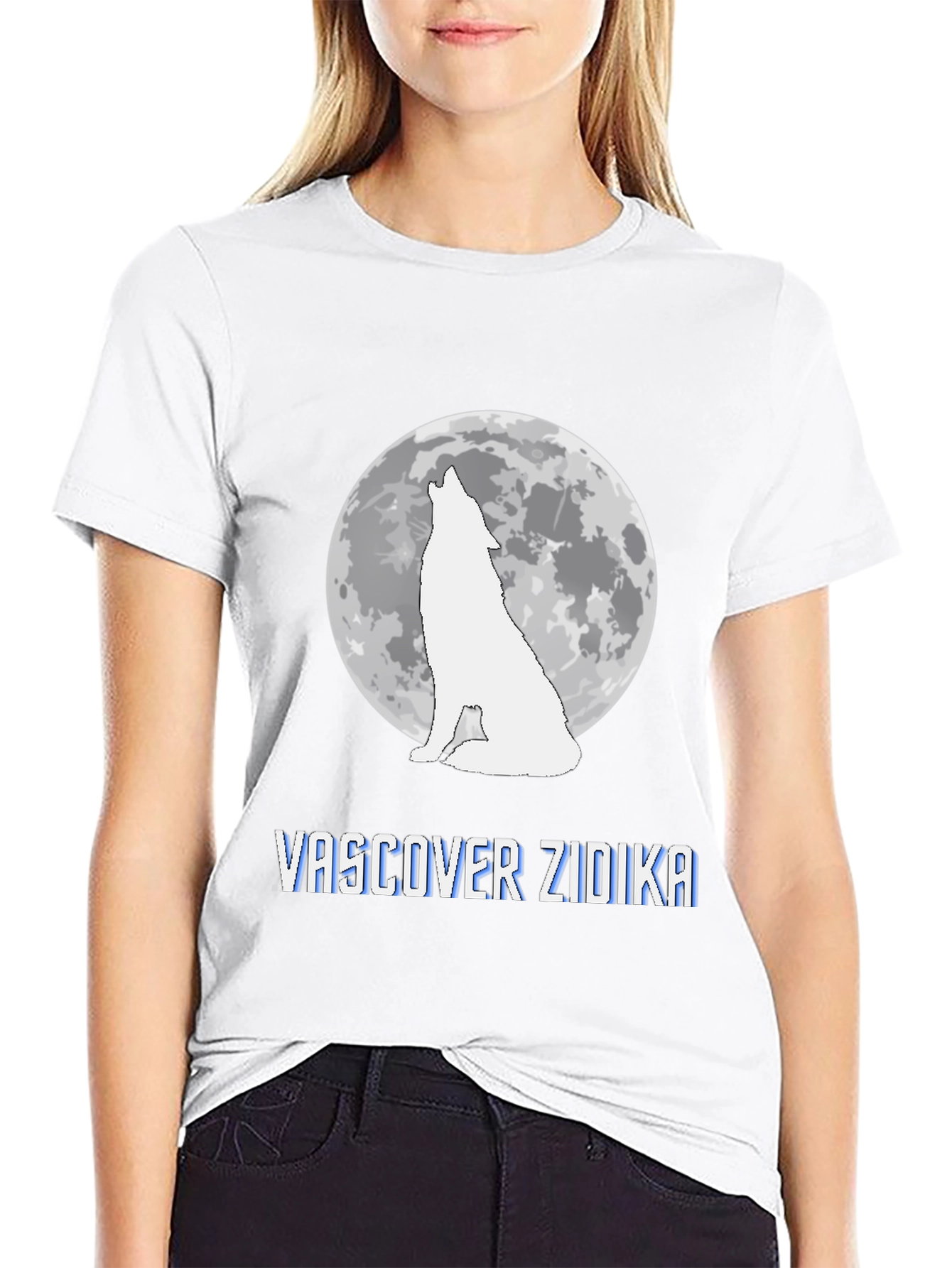 Wolf Howling at Moon Graphic Tee - Vascover Zidika