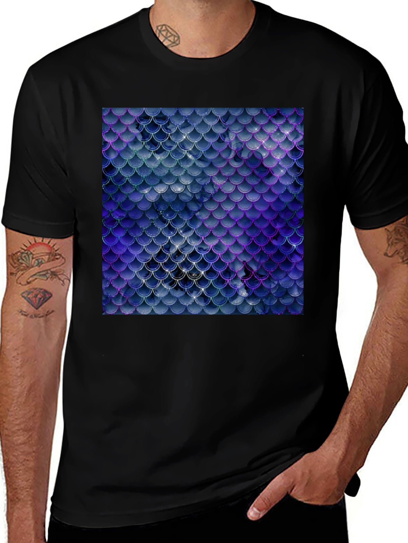 Scales Pattern Tee - Sleek Black Graphic T-Shirt