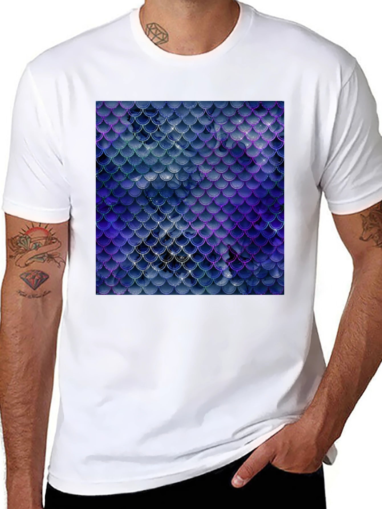 Scales Pattern Tee - Sleek Black Graphic T-Shirt