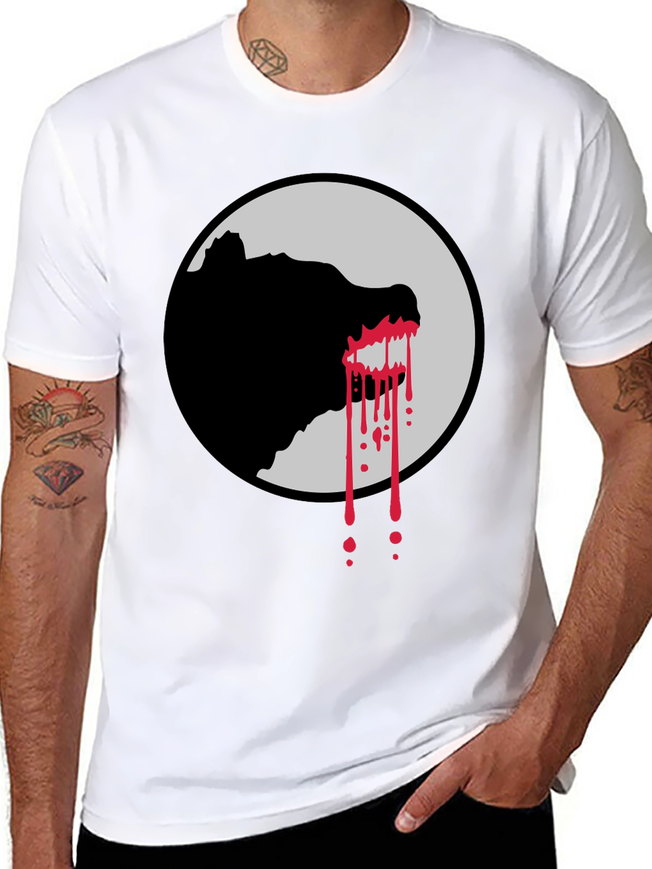Wolf Silhouette Graphic Tee - Black