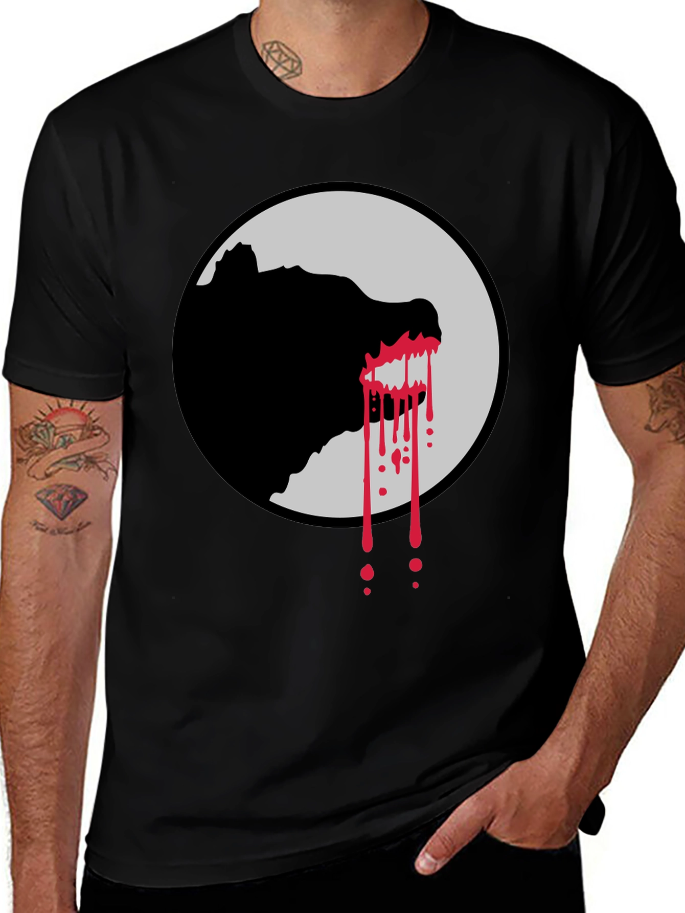 Wolf Silhouette Graphic Tee - Black