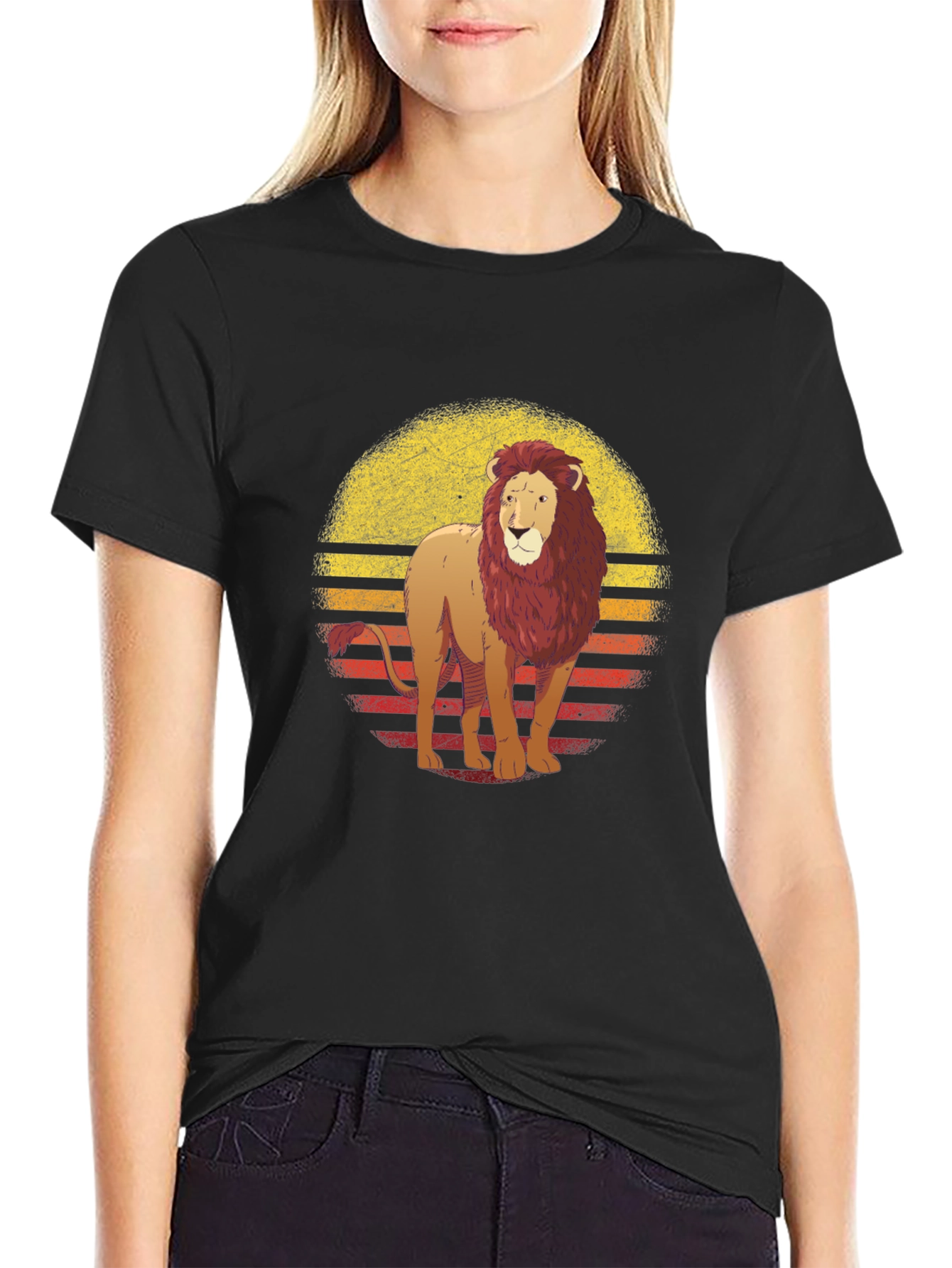 Retro Lion Graphic Tee - Stylish Comfort