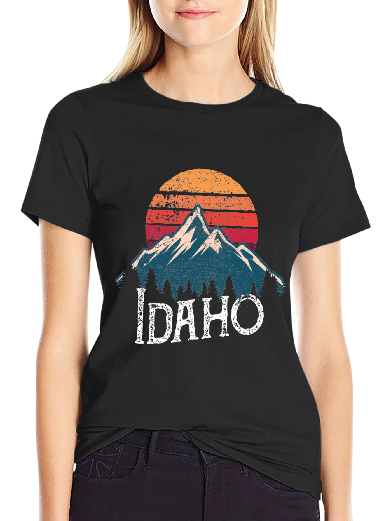Idaho Mountain Graphic T-Shirt - Retro Sunset Design