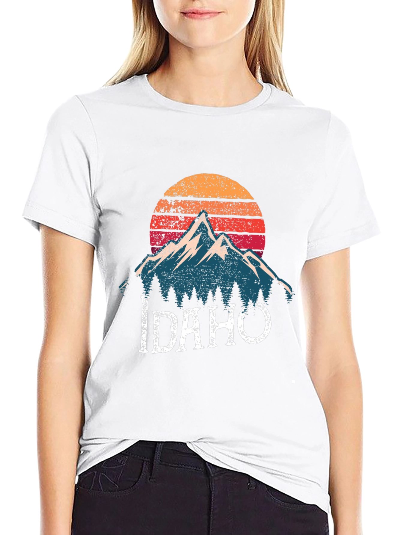 Idaho Mountain Graphic T-Shirt - Retro Sunset Design