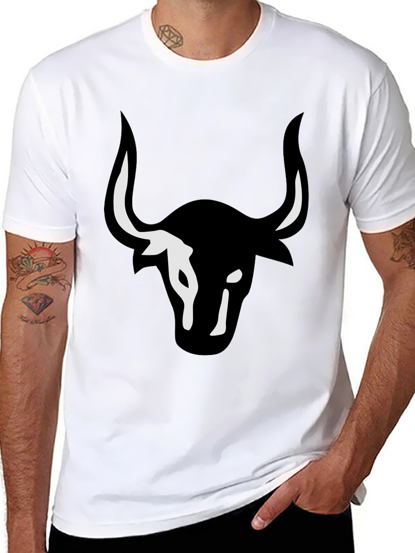 Bull Graphic T-Shirt - Stylish Black Tee