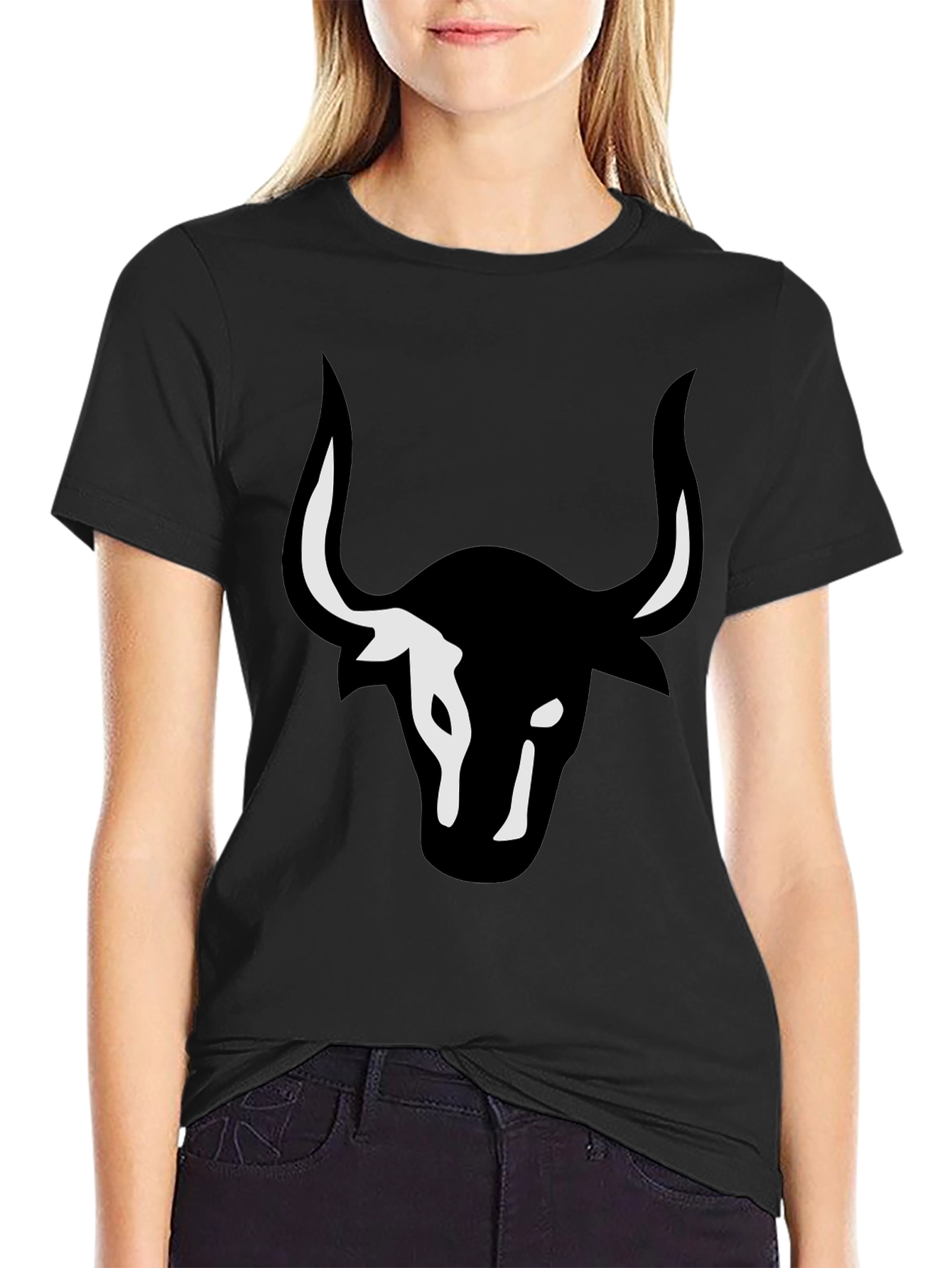 Bull Graphic T-Shirt - Stylish Black Tee