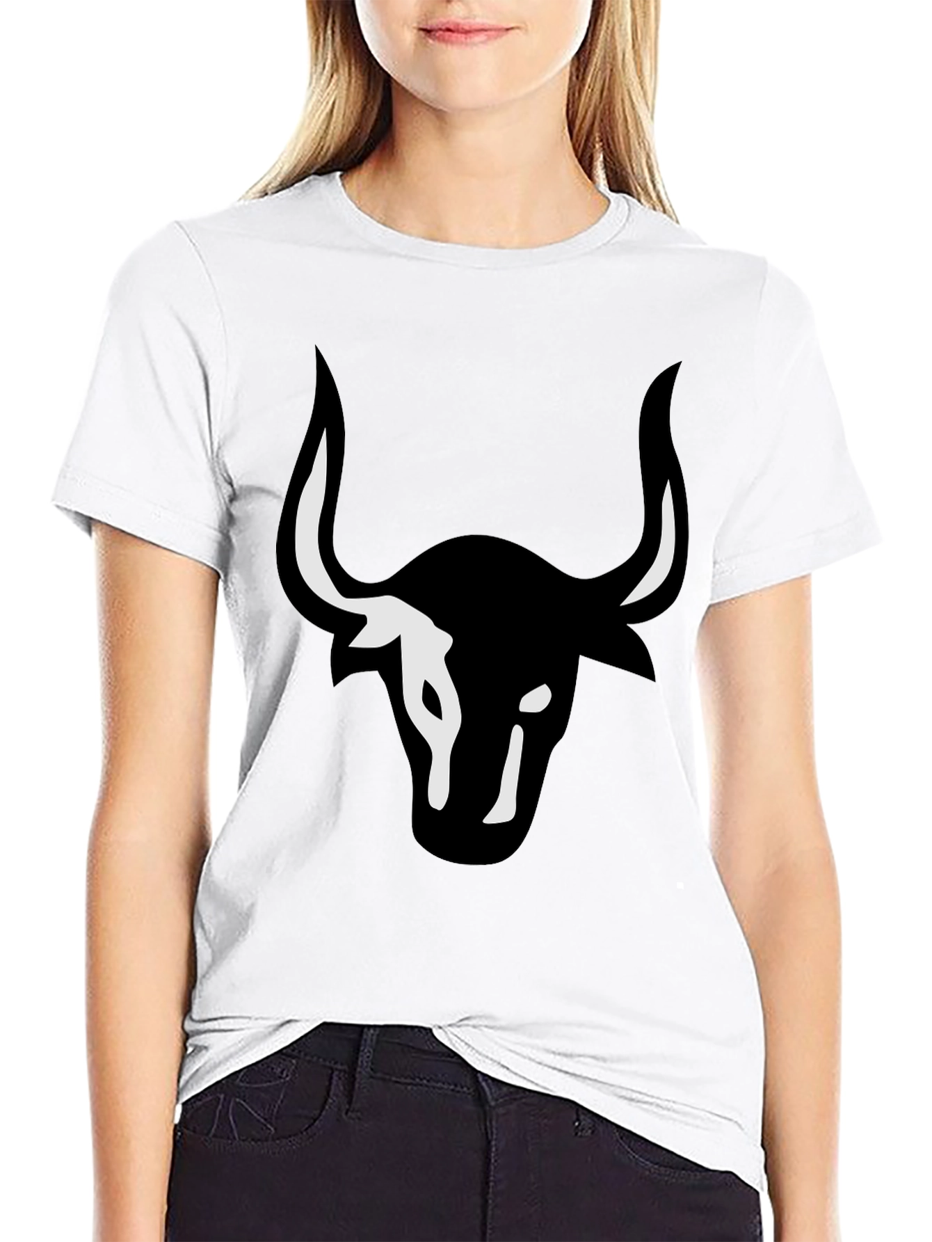 Bull Graphic T-Shirt - Stylish Black Tee
