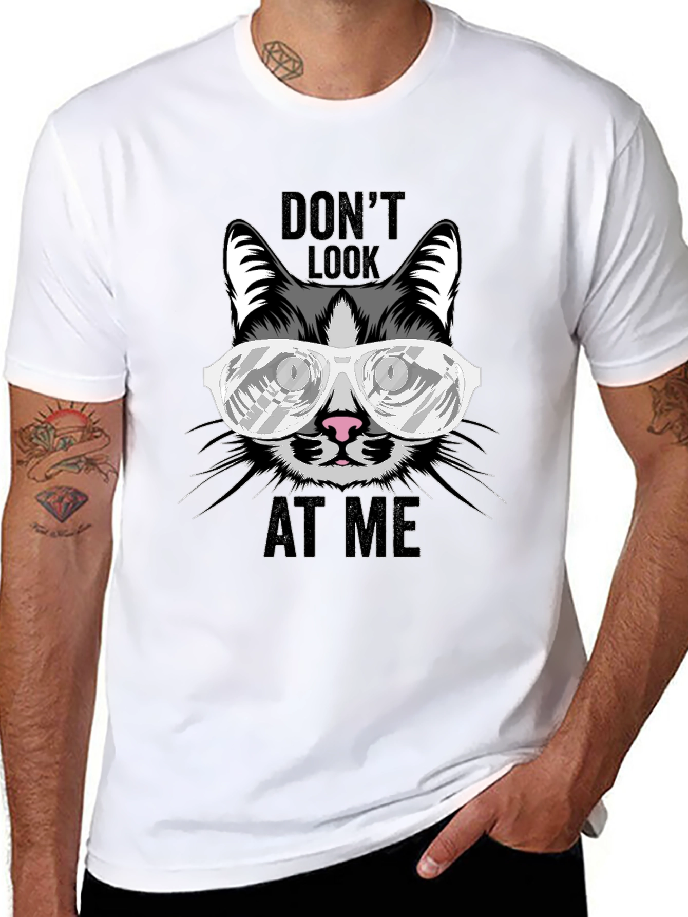 Dont Look At Me Cat Graphic T-Shirt