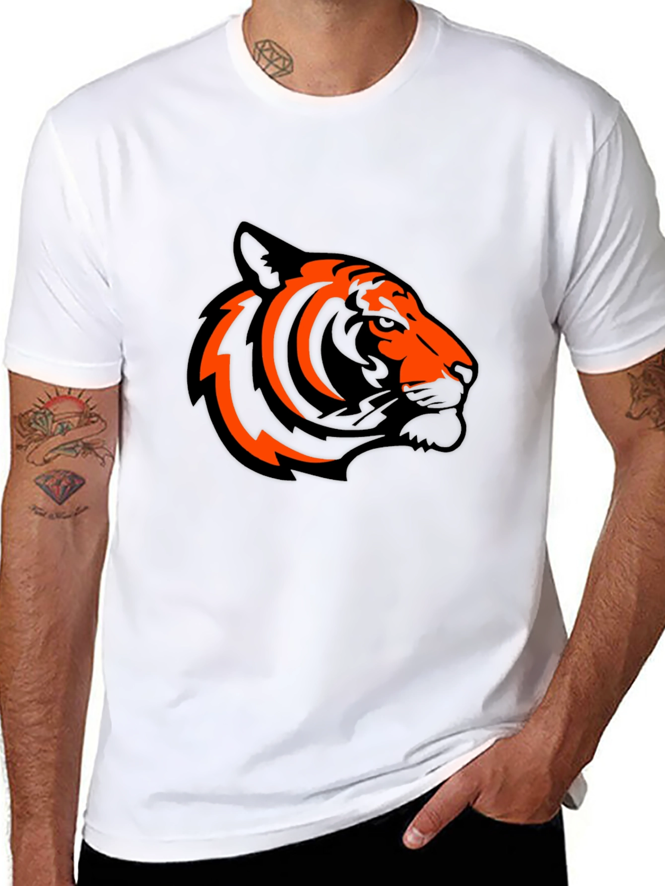 Bold Tiger Graphic Tee - Stylish Black T-Shirt