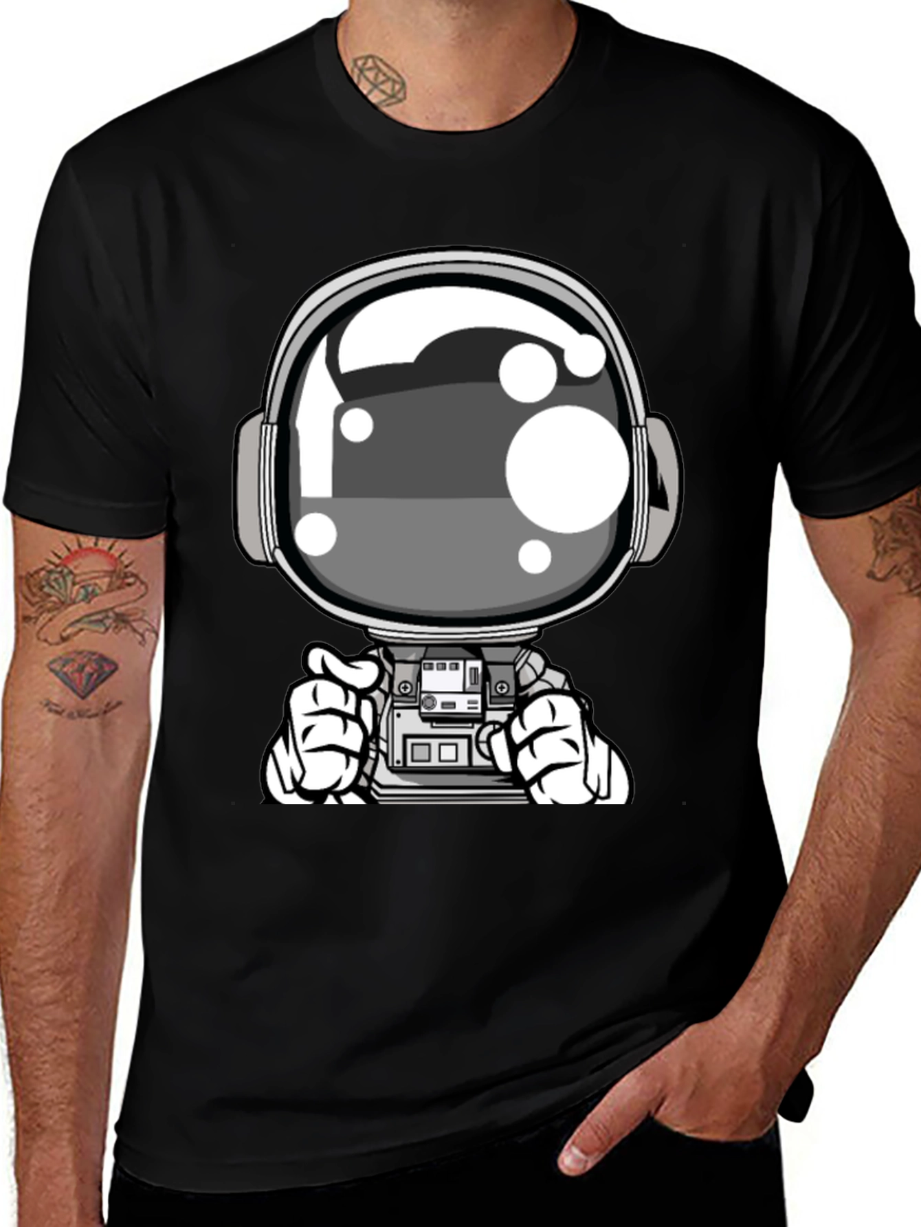Cool Astronaut Graphic Tee - Black Casual T-Shirt