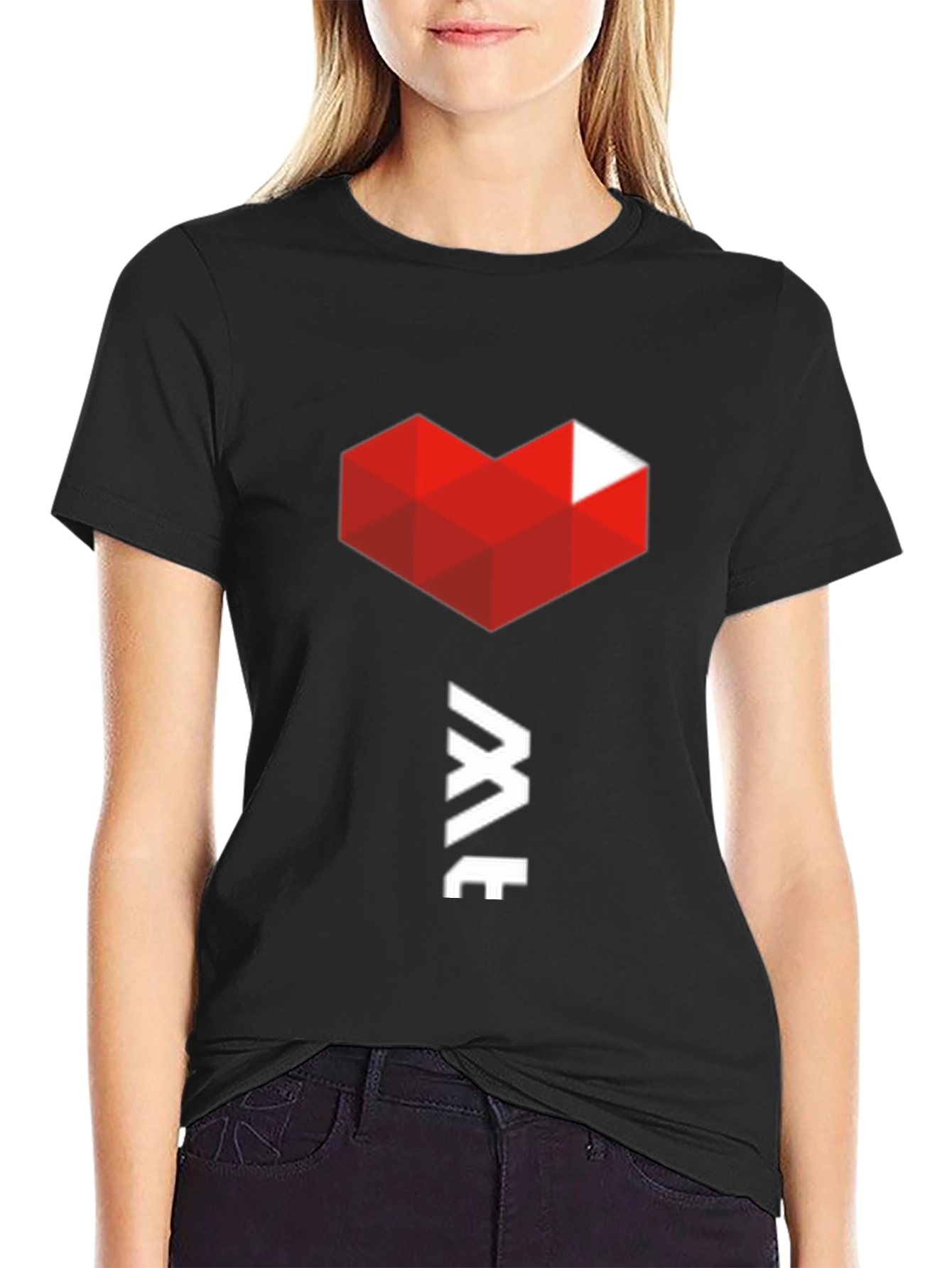 Geometric Heart Graphic Tee - Modern Black T-Shirt