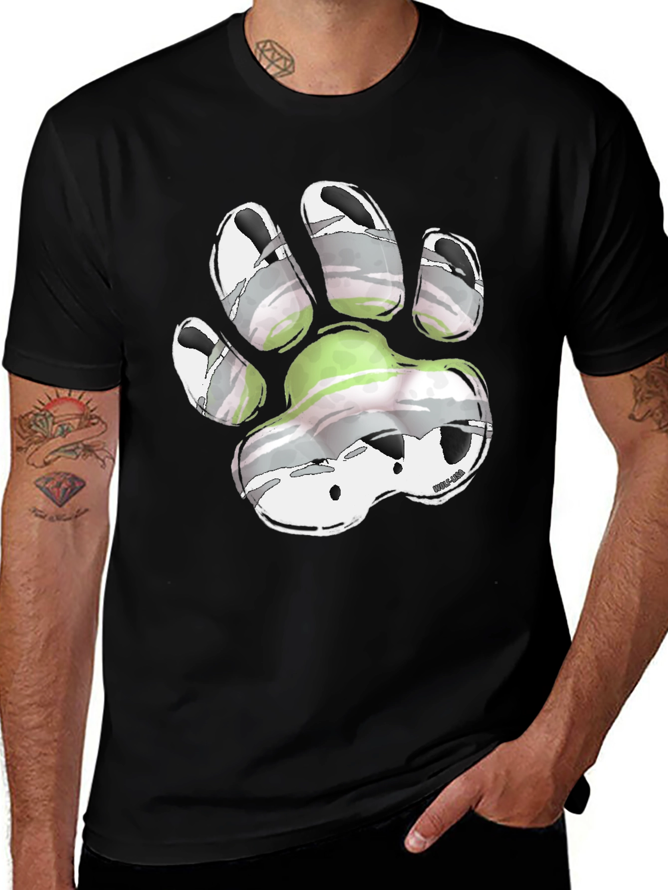 Aromantic Pride Paw Print T-Shirt