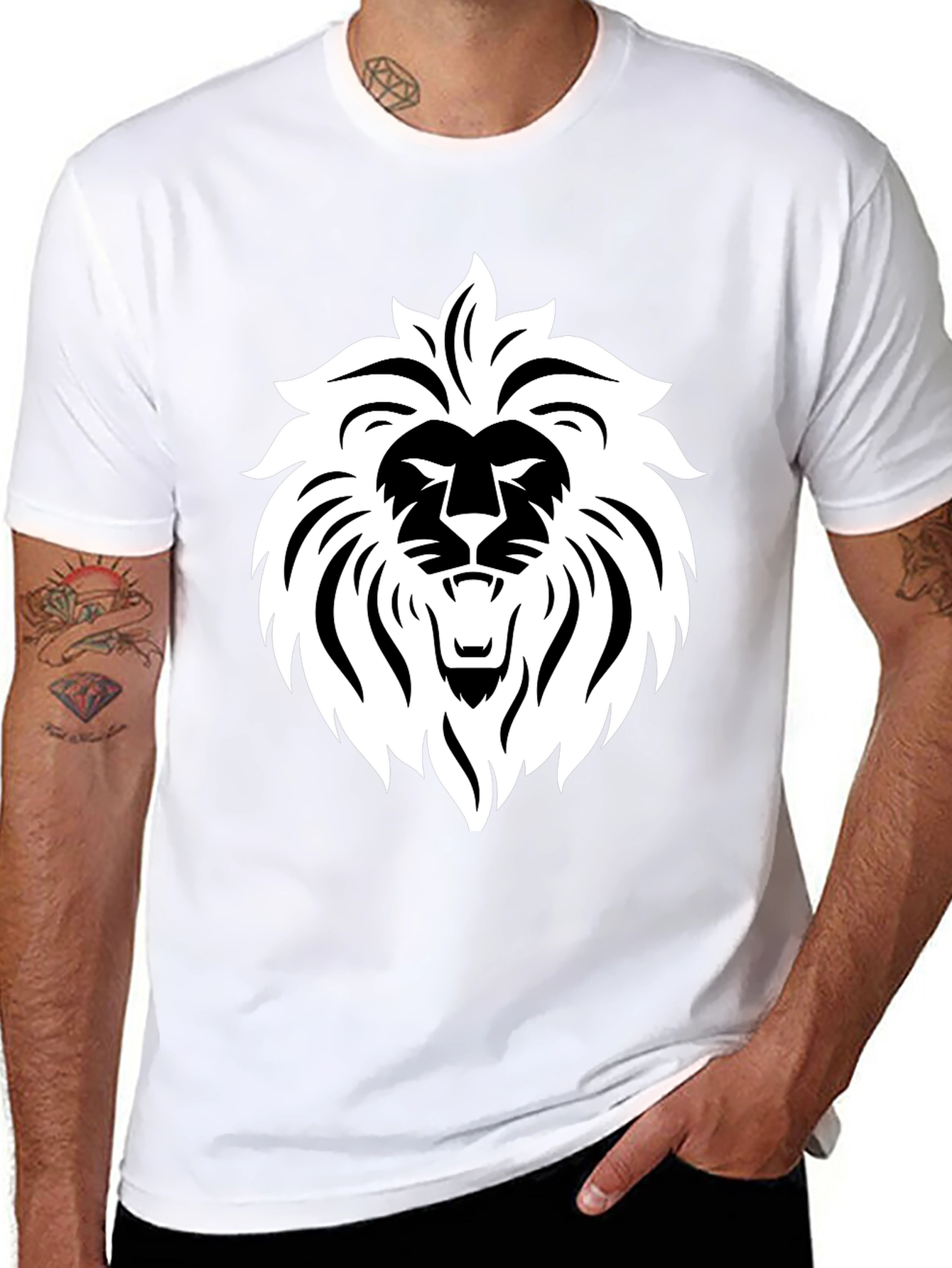 Bold Lion Graphic Tee - Black Cotton Blend