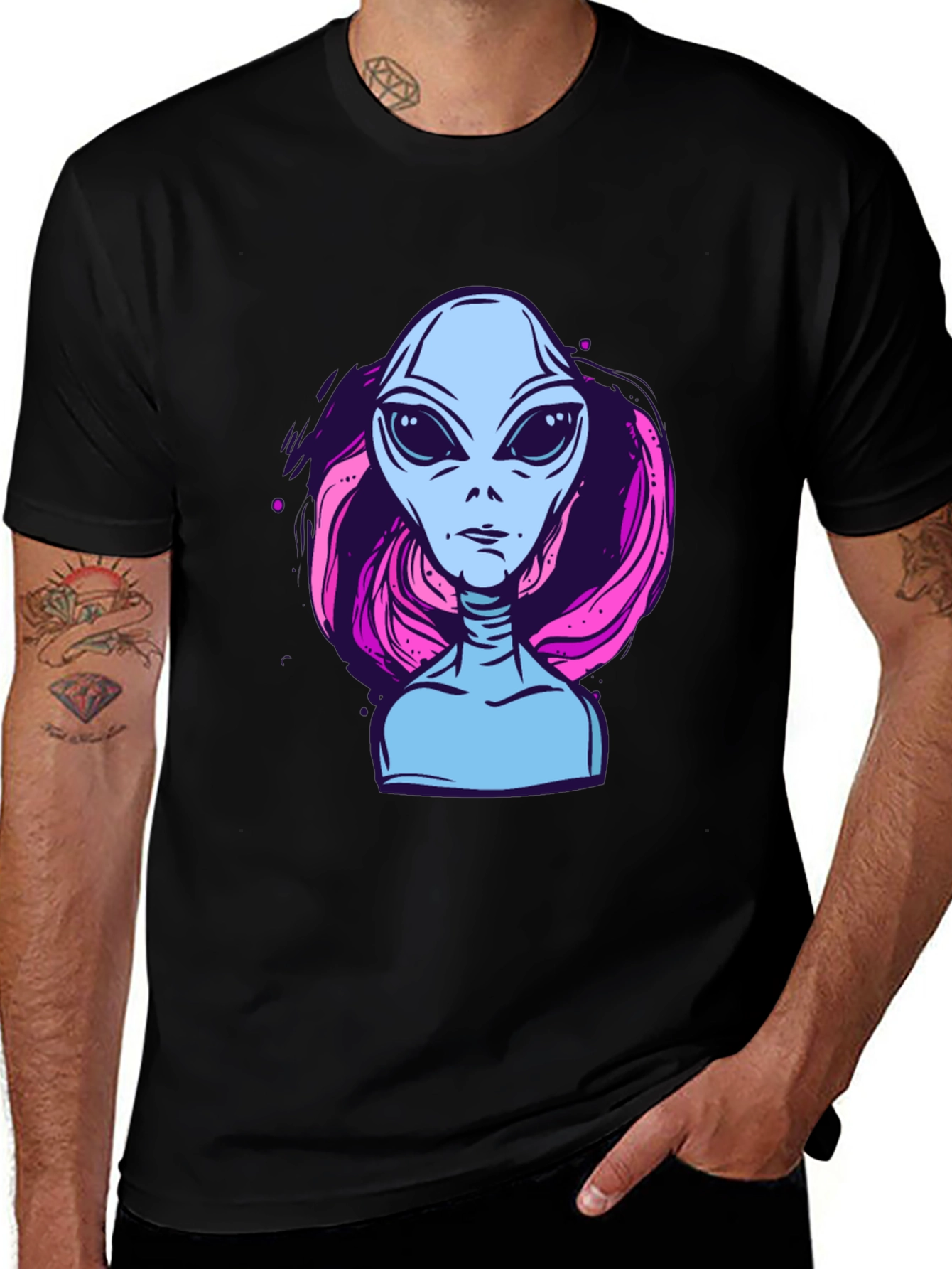 Alien Graphic Tee - Retro Style
