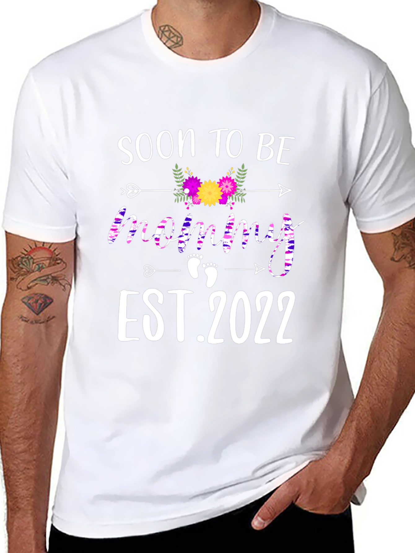 Soon to Be Mommy EST. 2022 T-Shirt