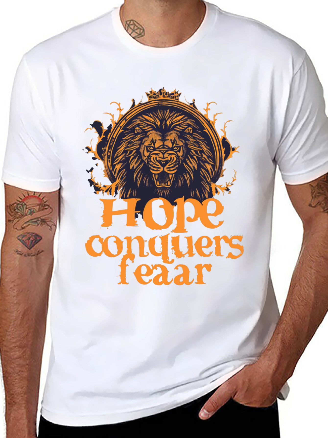 Hope Conquers Fear Lion Graphic Tee - Black