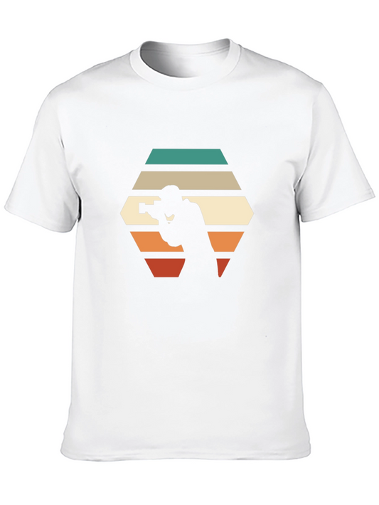 Retro Photographer T-Shirt - Vintage Style Camera Tee