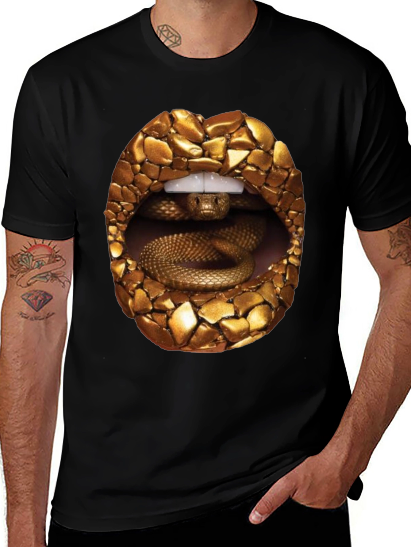 Snake Lips Graphic Tee - Edgy Streetwear