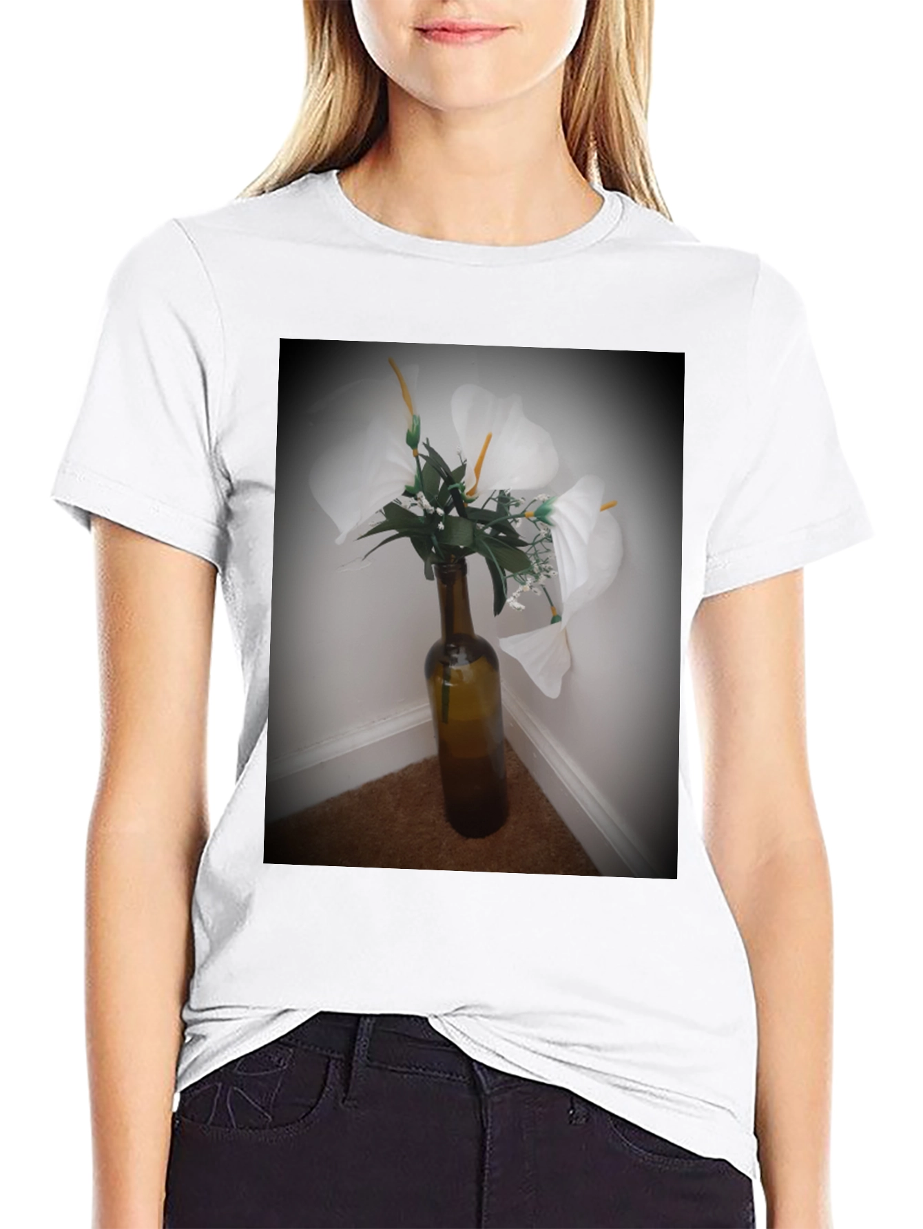 Floral Vase Graphic Tee - Elegant Design