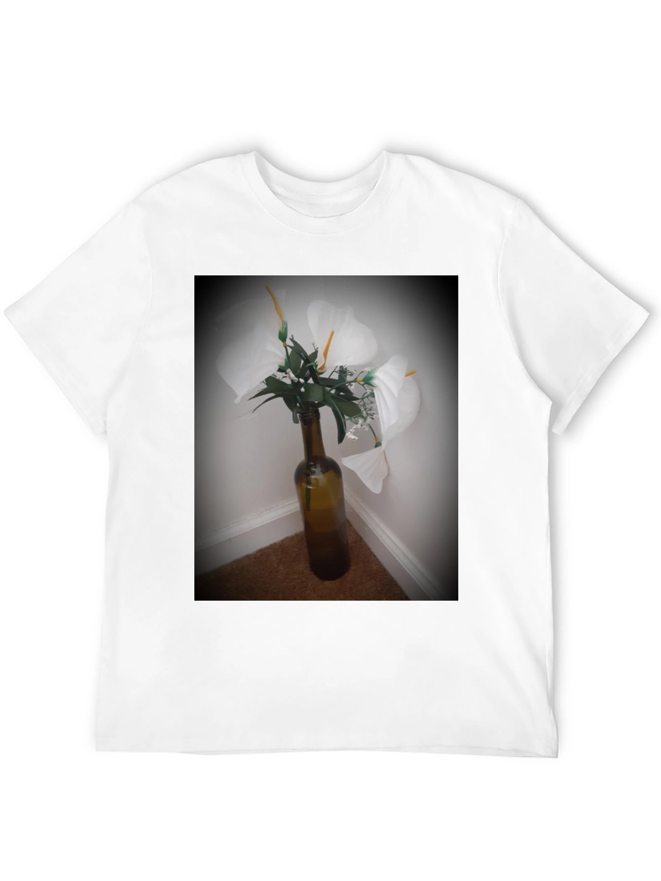 Floral Vase Graphic Tee - Elegant Design