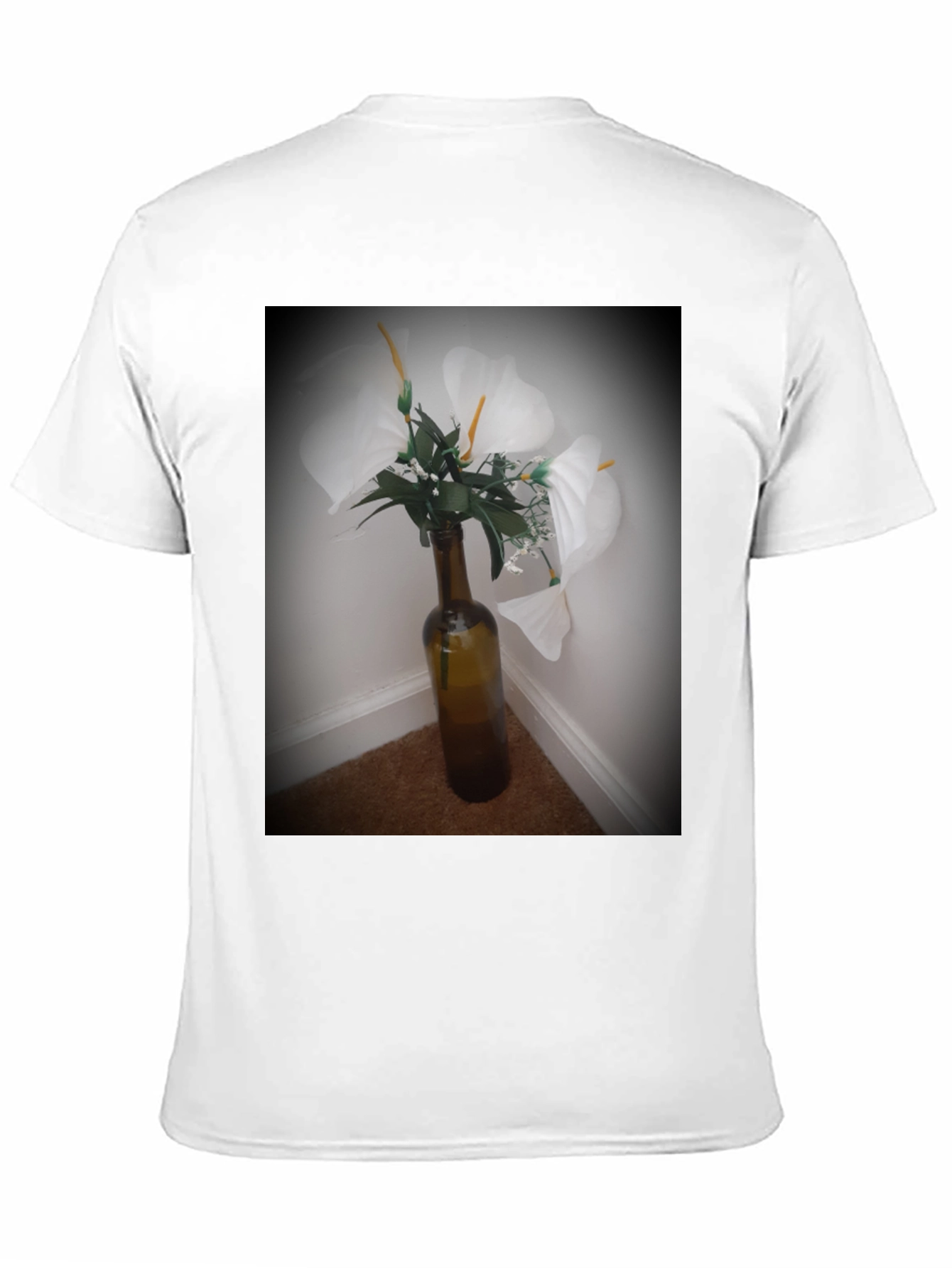 Floral Vase Graphic Tee - Elegant Design