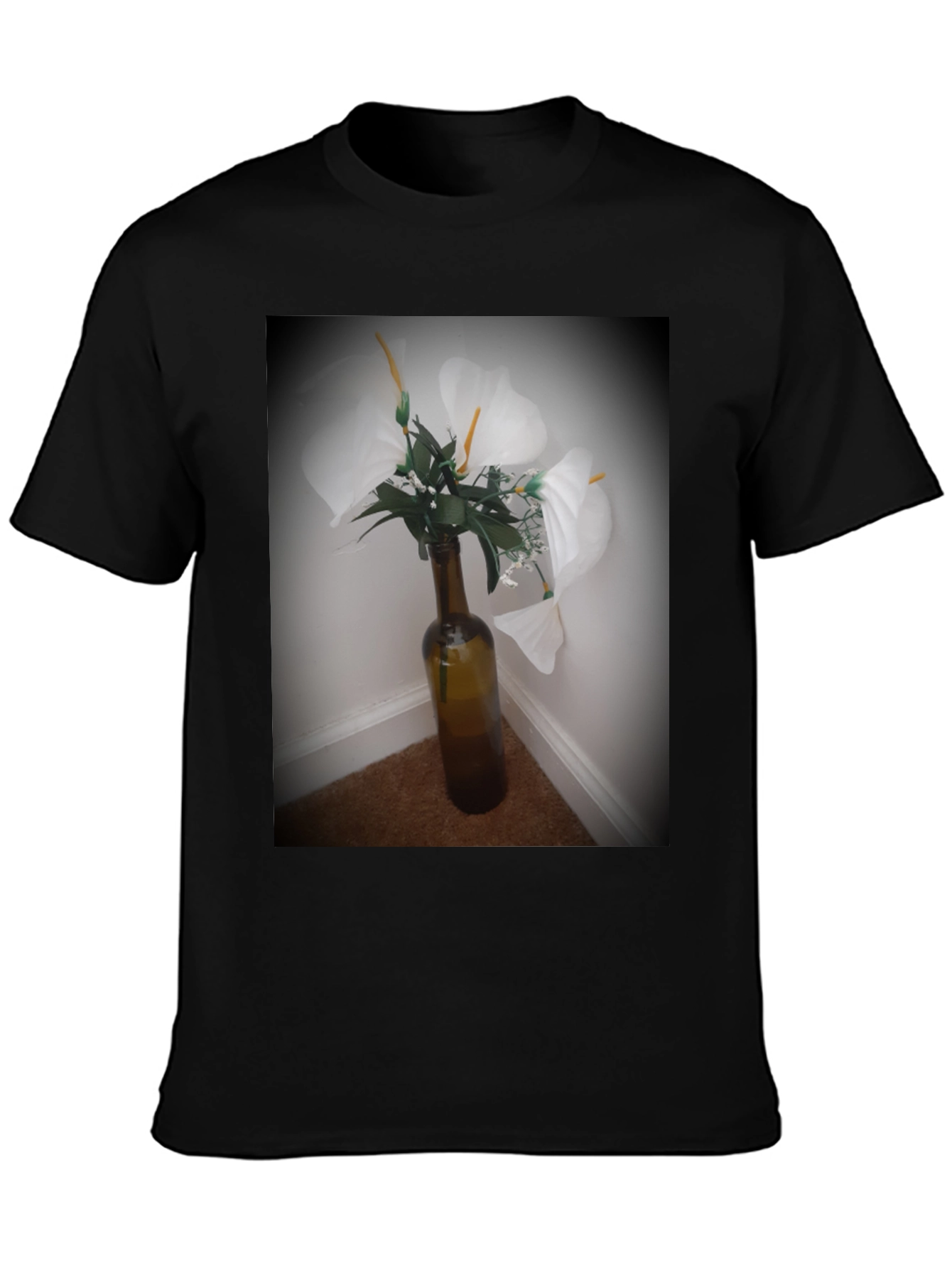 Floral Vase Graphic Tee - Elegant Design
