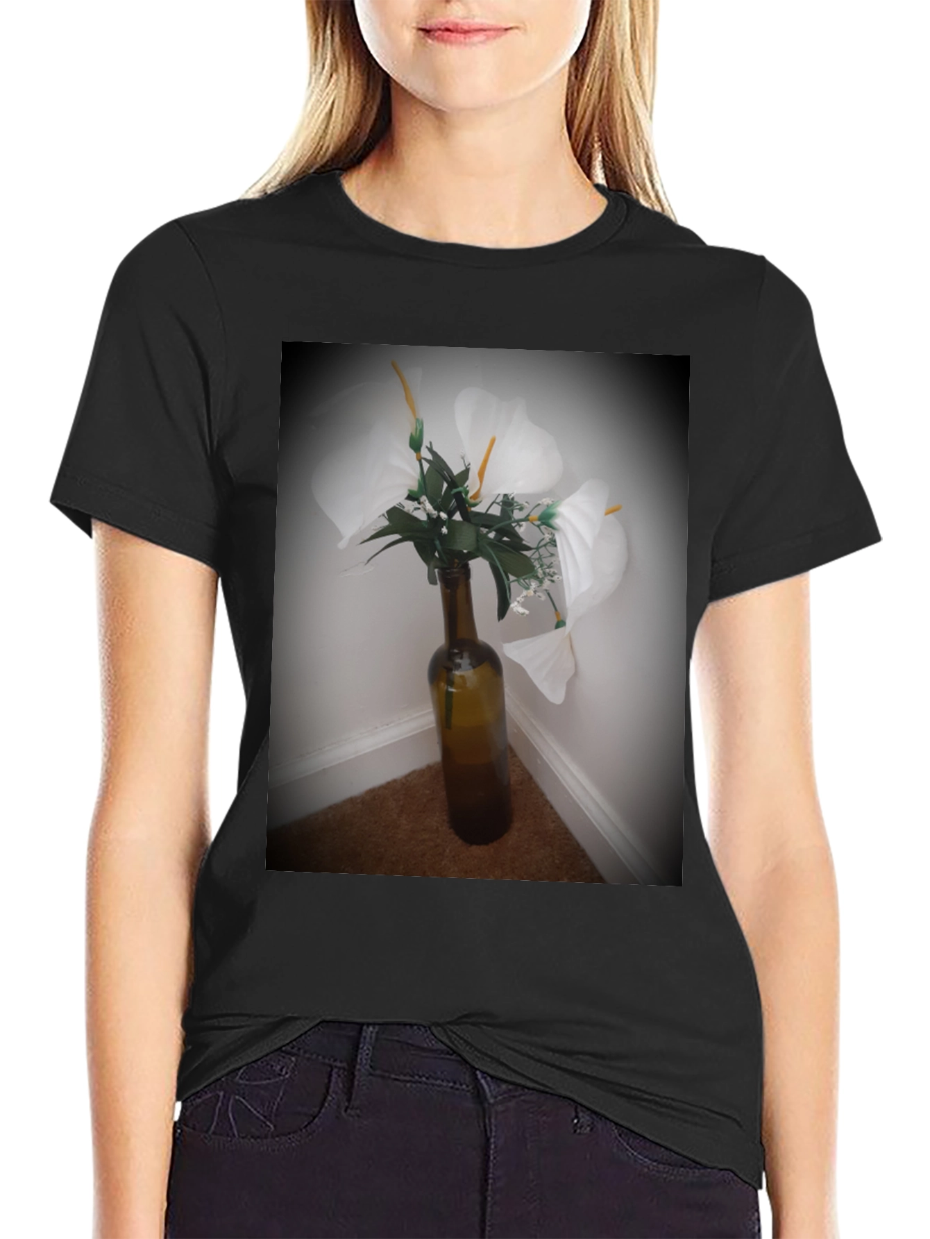 Floral Vase Graphic Tee - Elegant Design
