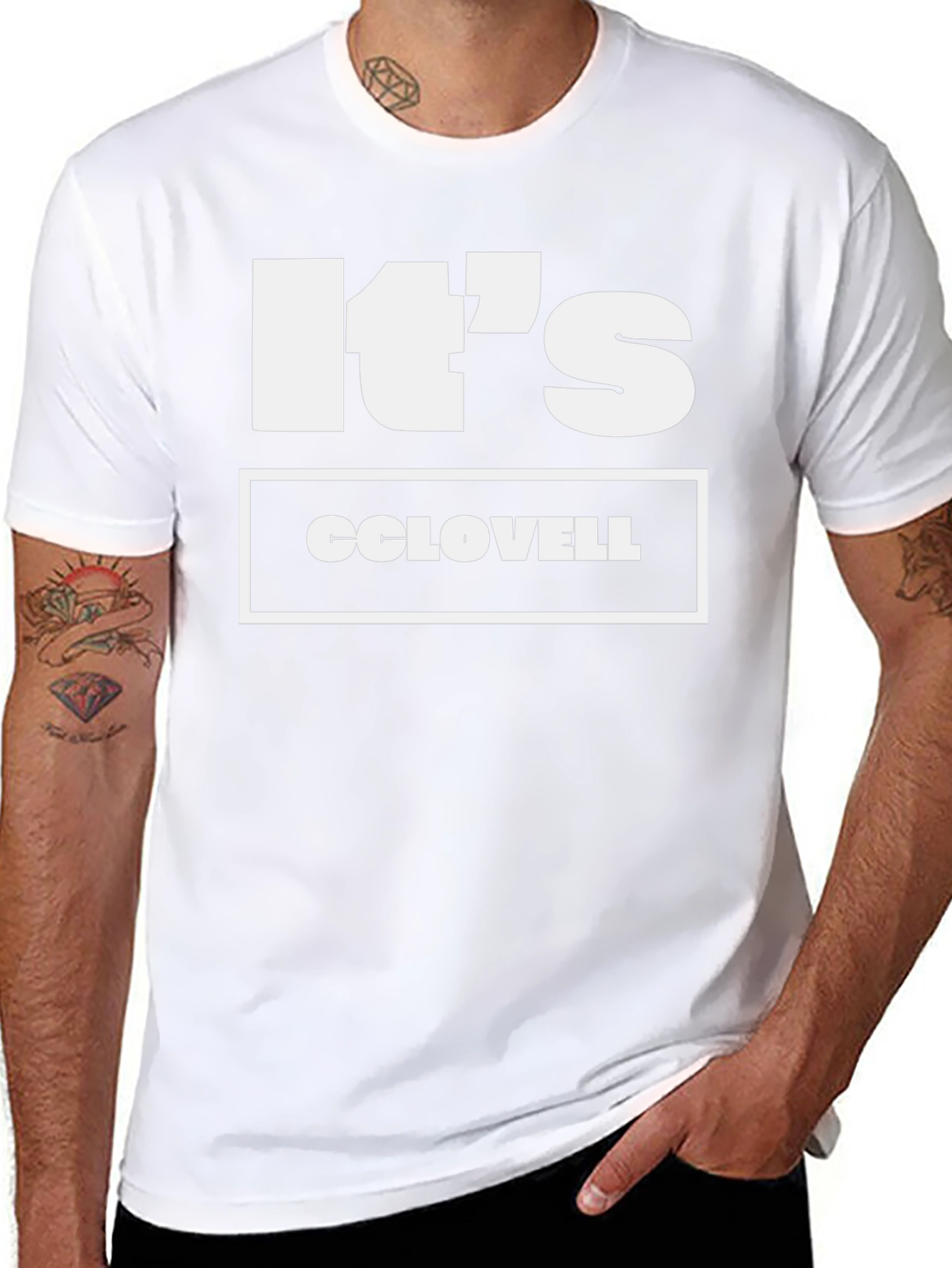 Its CCLOVELL T-Shirt - Trendy Graphic Tee